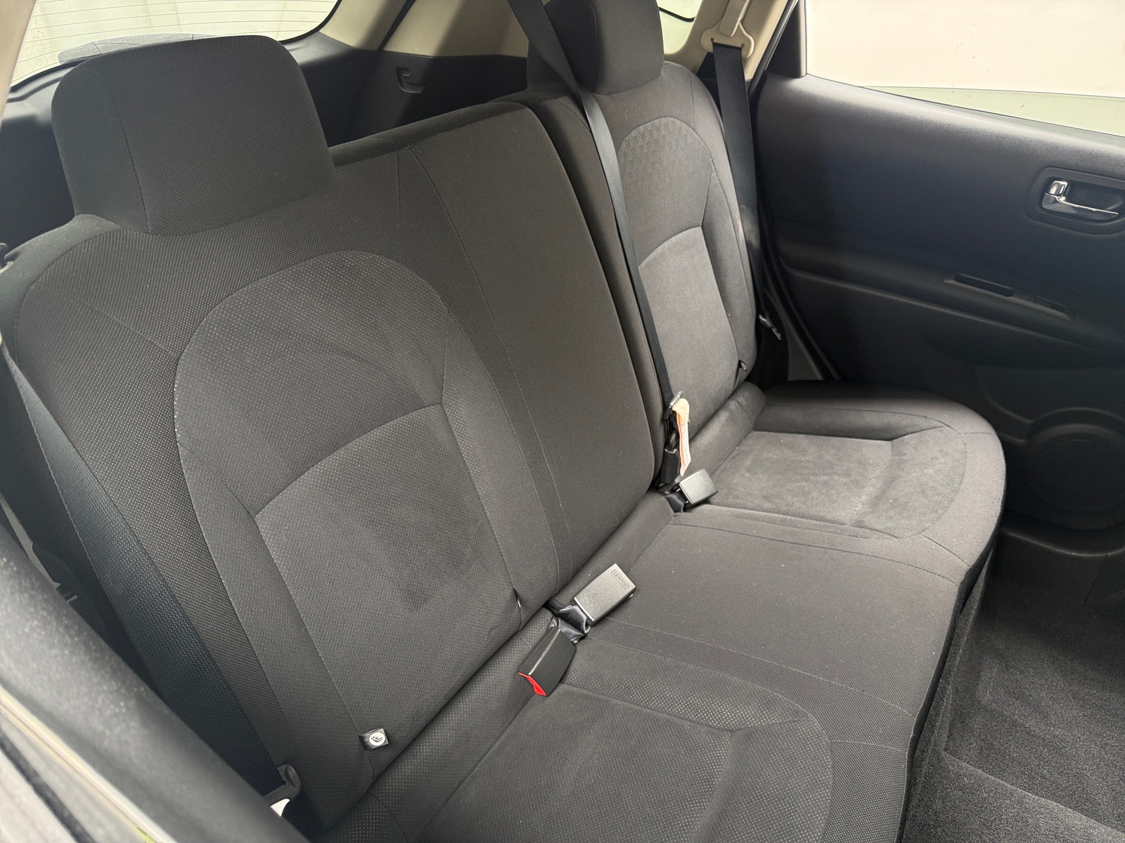 Thumbnail: 2010 Nissan Rogue - 6