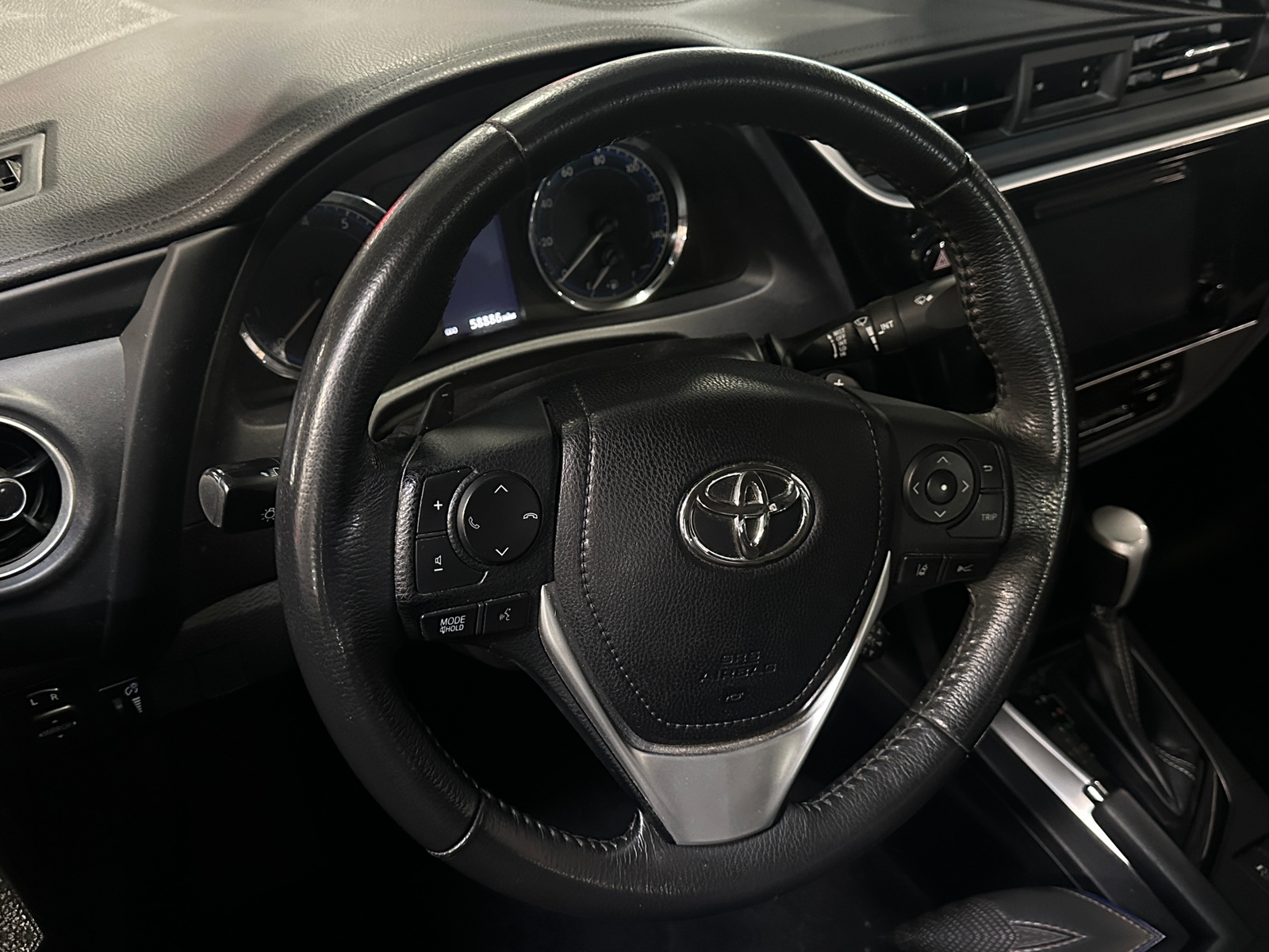 Thumbnail: 2018 Toyota Corolla - 5