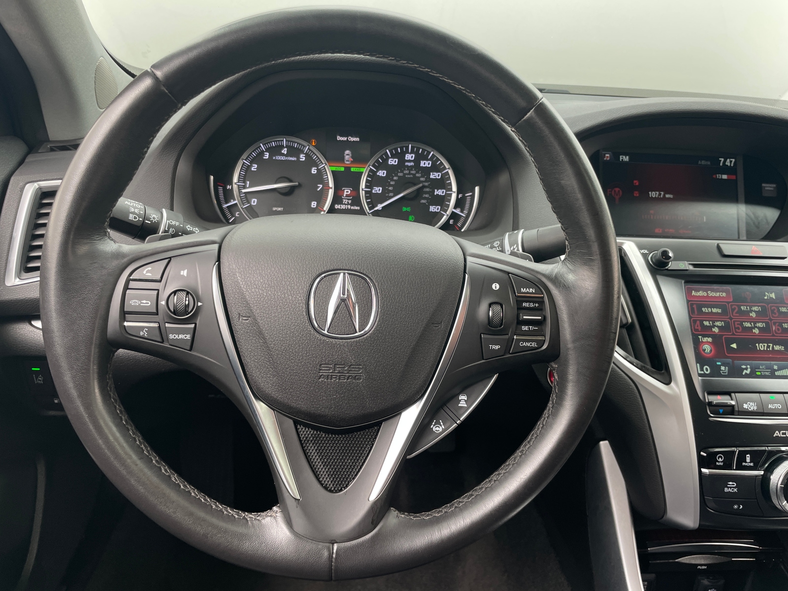 Thumbnail: 2015 Acura TLX - 4