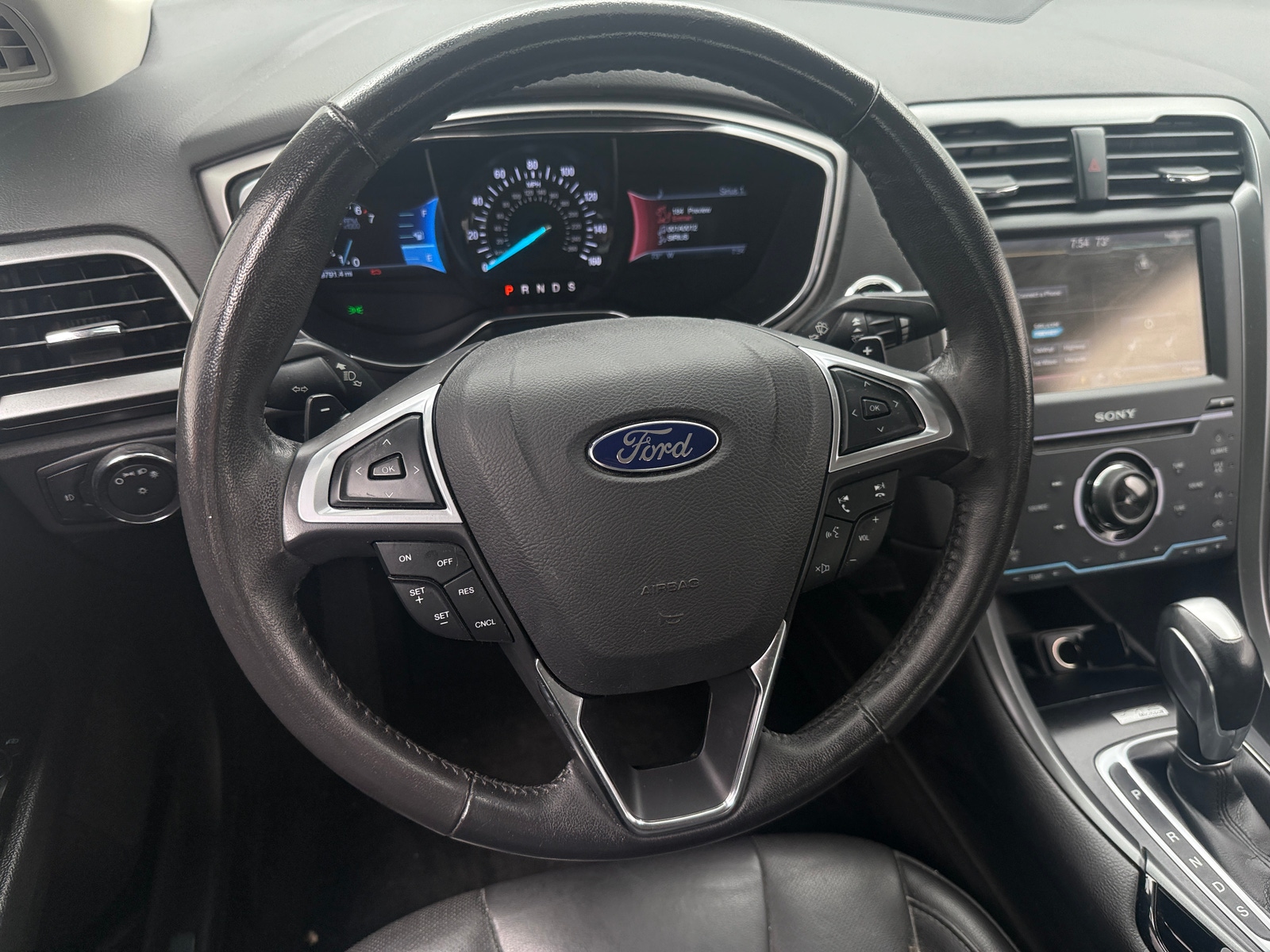 Thumbnail: 2014 Ford Fusion - 4
