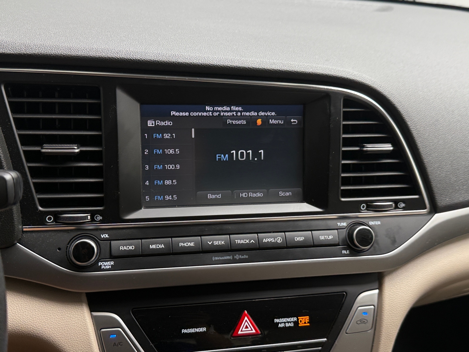 Thumbnail: 2018 Hyundai Elantra - 4
