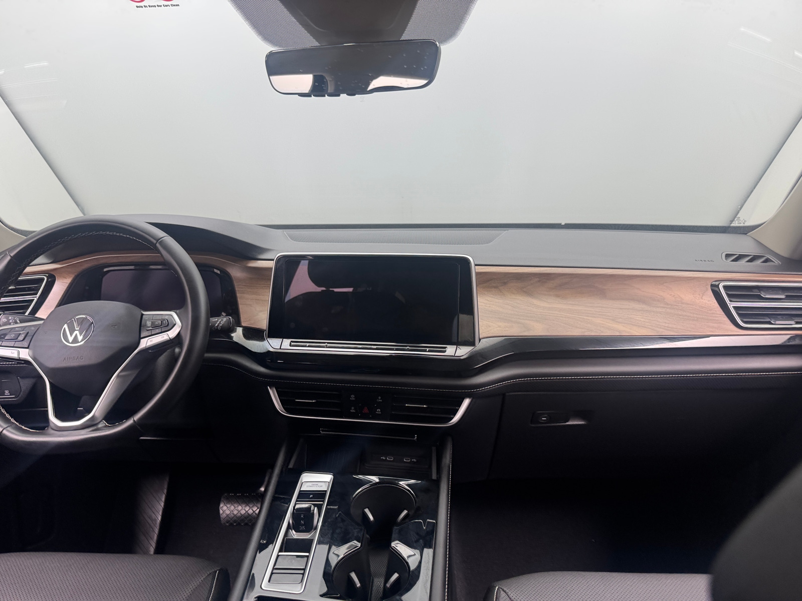 Thumbnail: 2026 Volkswagen Atlas - 2