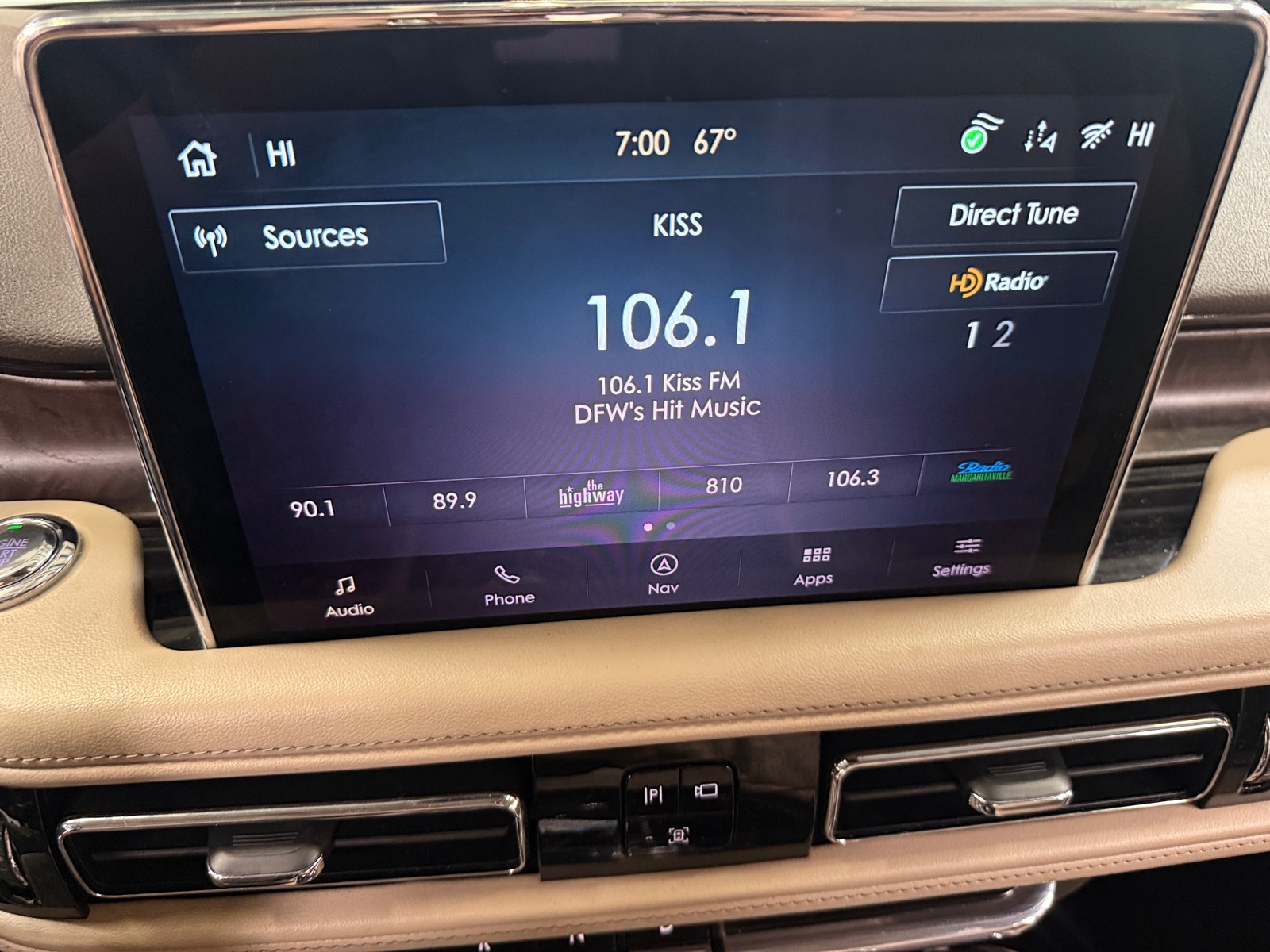 Thumbnail: 2021 Lincoln Aviator - 3