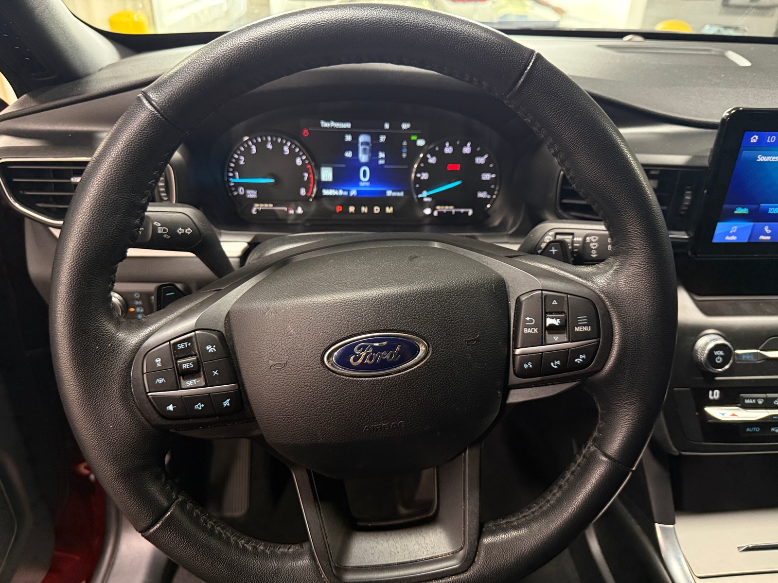 Thumbnail: 2020 Ford Explorer - 4
