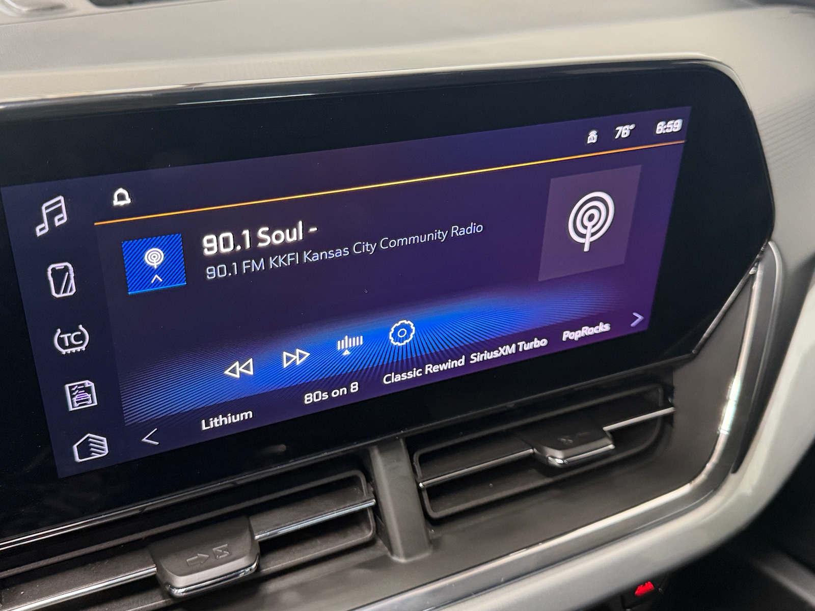 Thumbnail: 2025 Chevrolet Trax - 4
