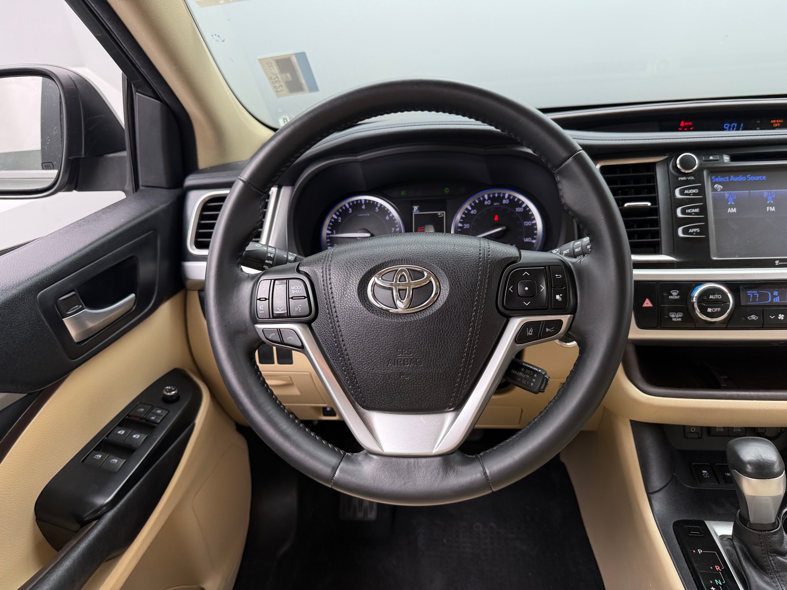 Thumbnail: 2018 Toyota Highlander - 4