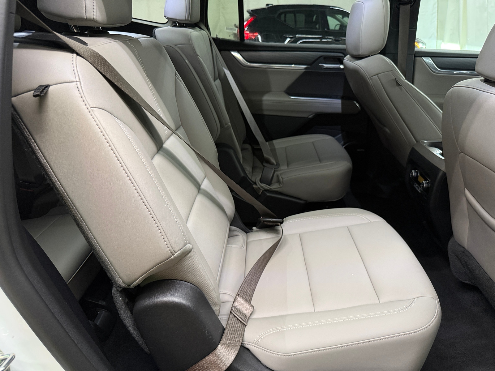 Thumbnail: 2026 GMC Acadia - 6