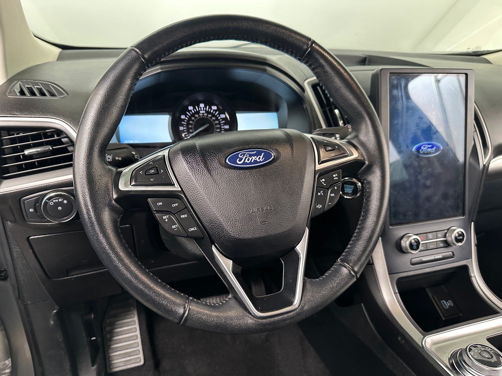 Thumbnail: 2022 Ford Edge - 4