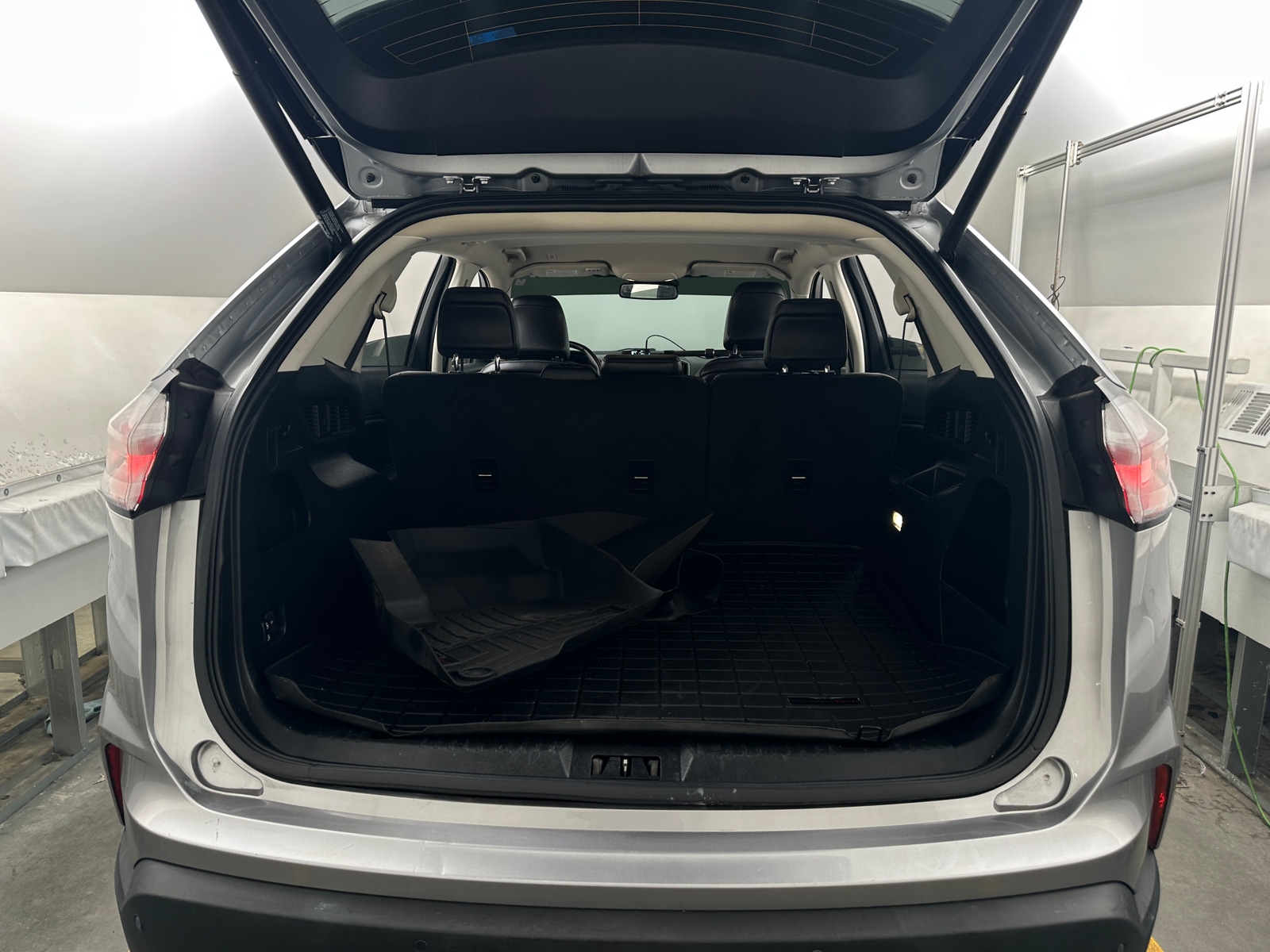 Thumbnail: 2022 Ford Edge - 6