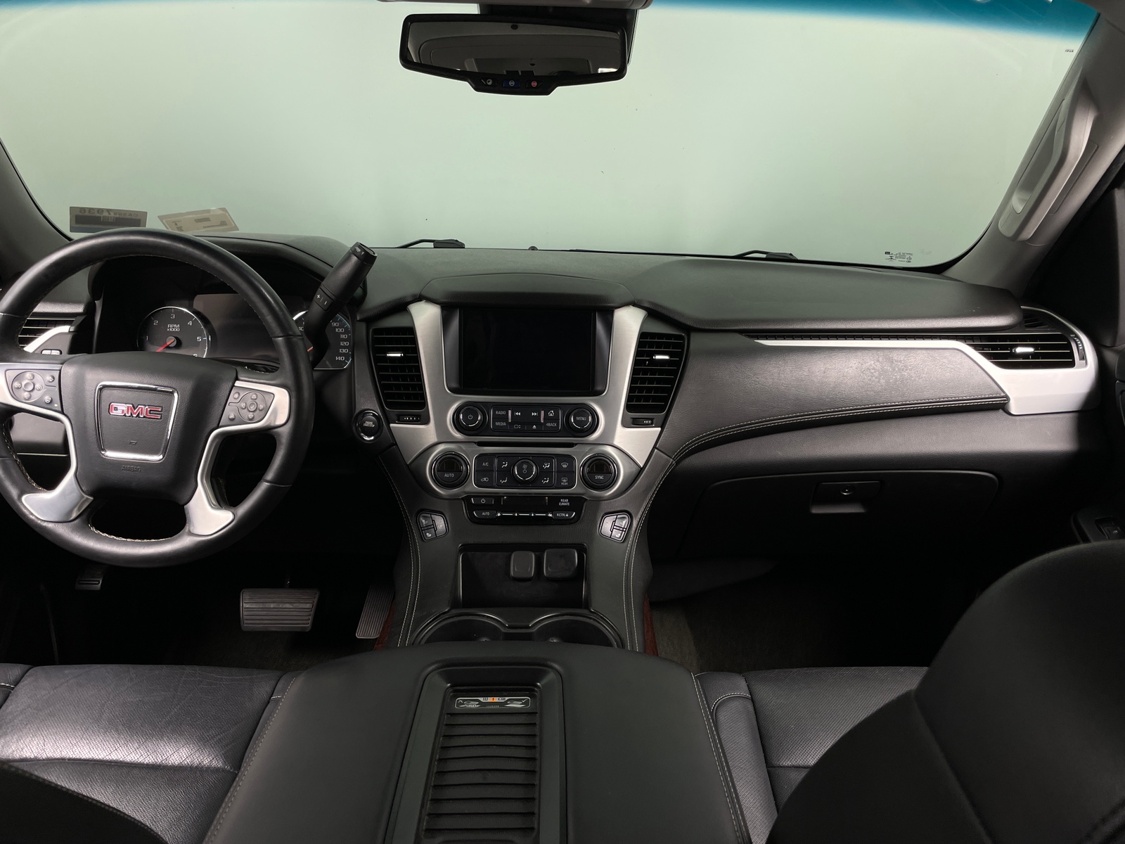 Thumbnail: 2017 GMC Yukon - 2