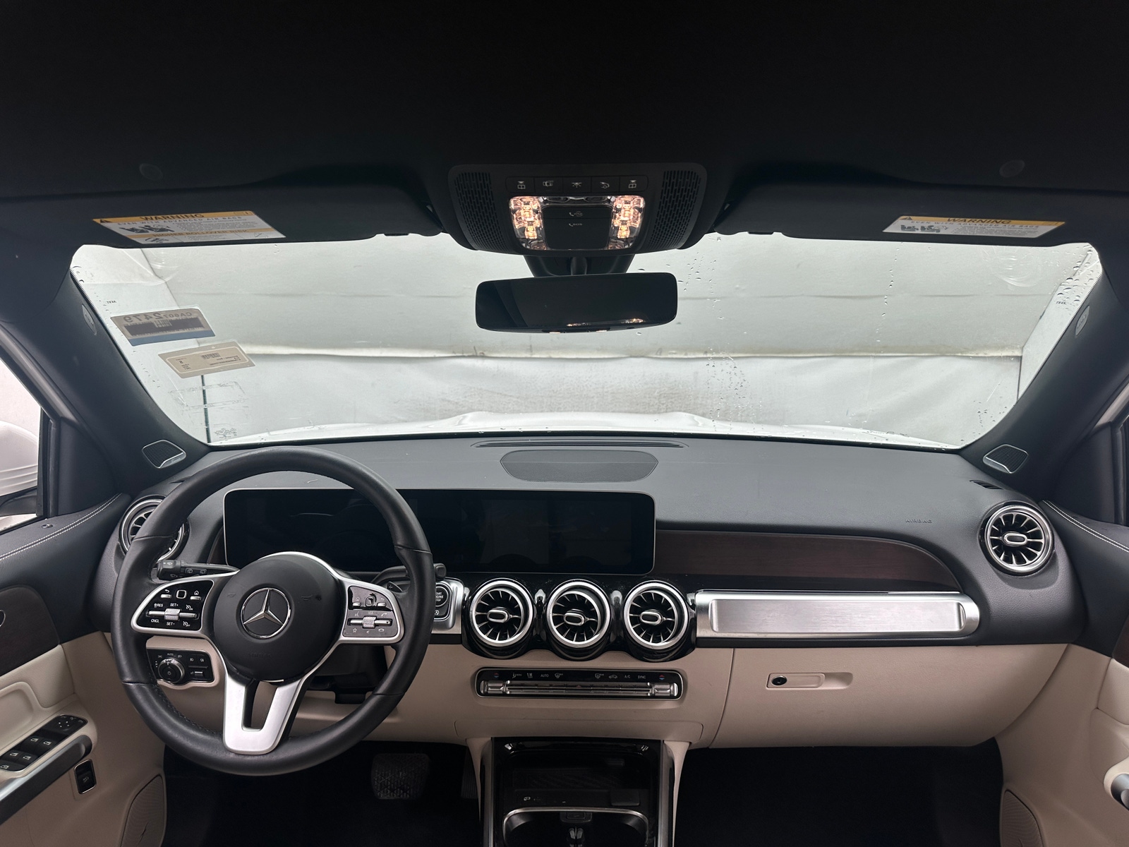 Thumbnail: 2021 Mercedes-Benz GLB - 2