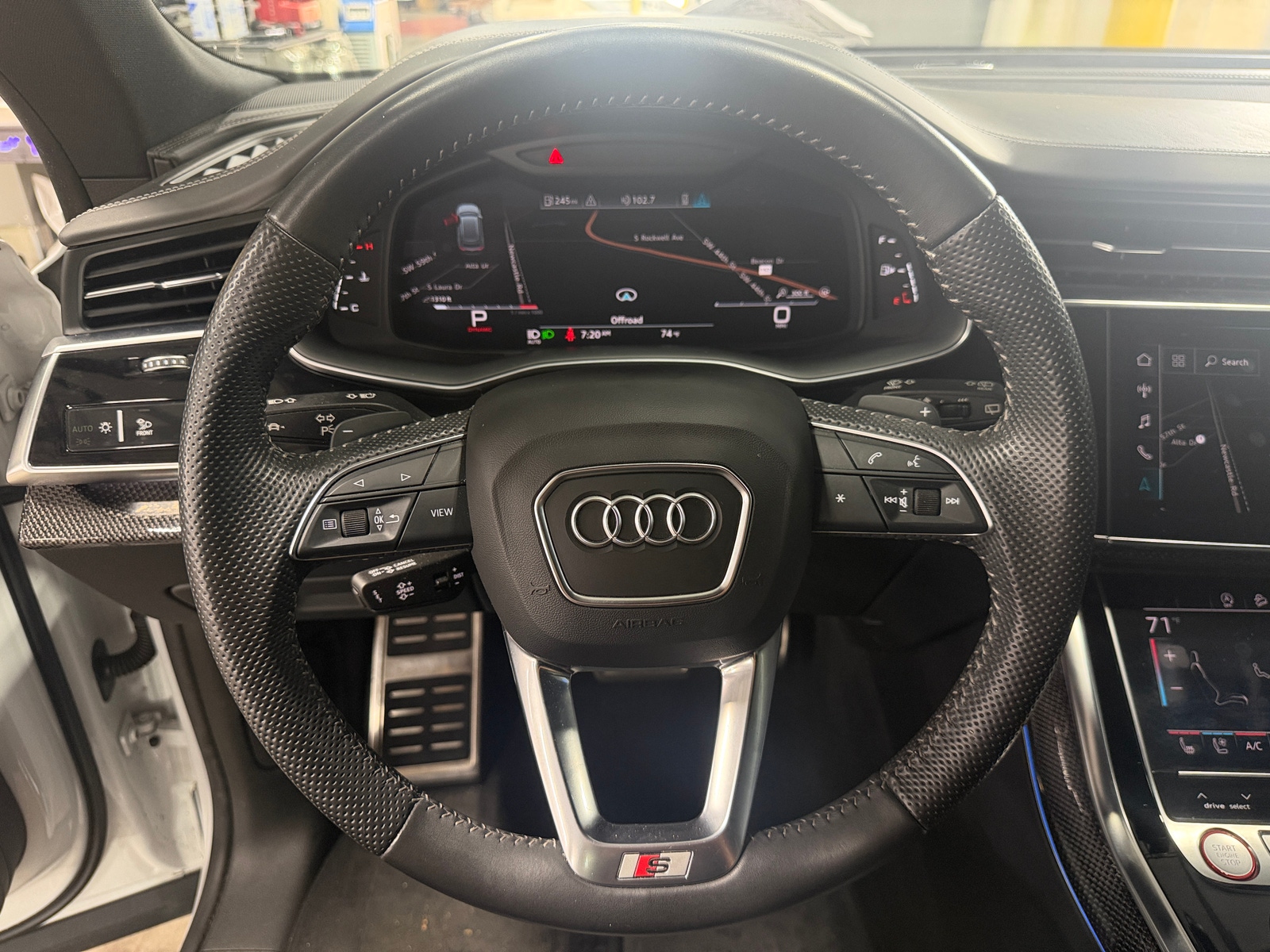 Thumbnail: 2020 Audi SQ8 - 4