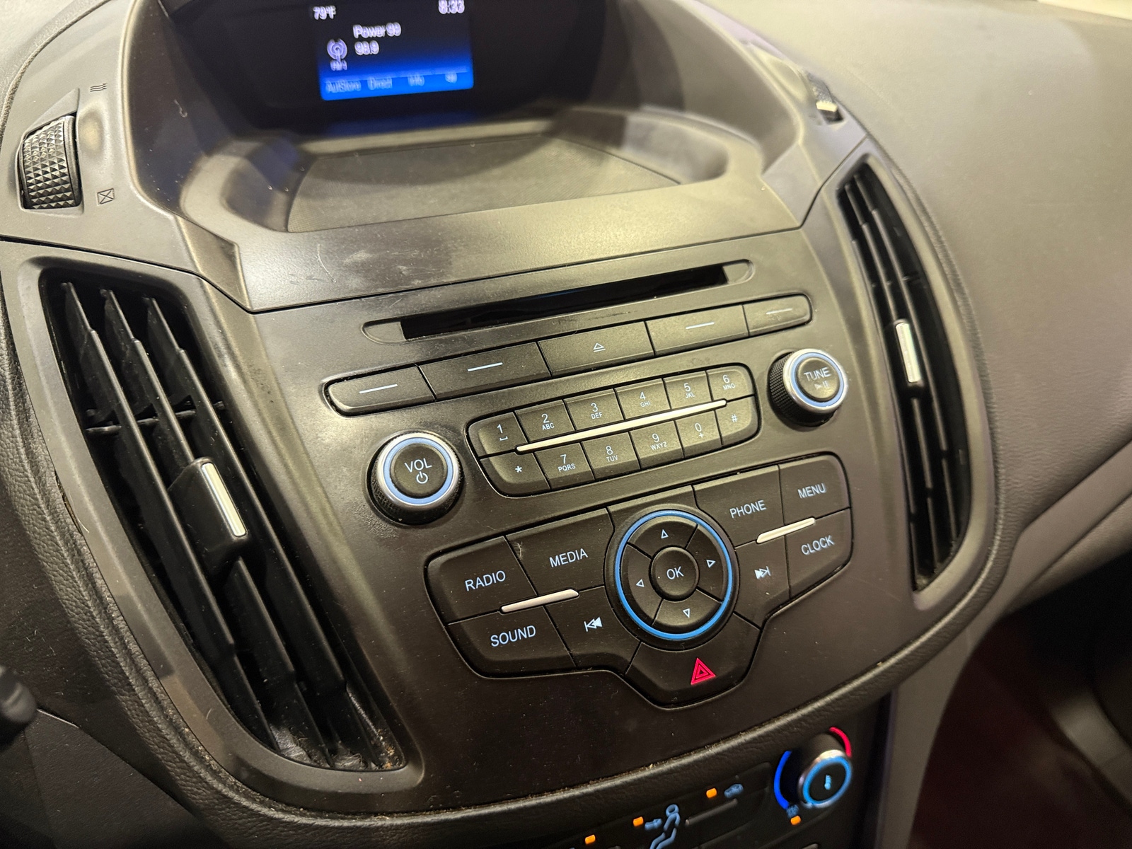 Thumbnail: 2017 Ford Escape - 4
