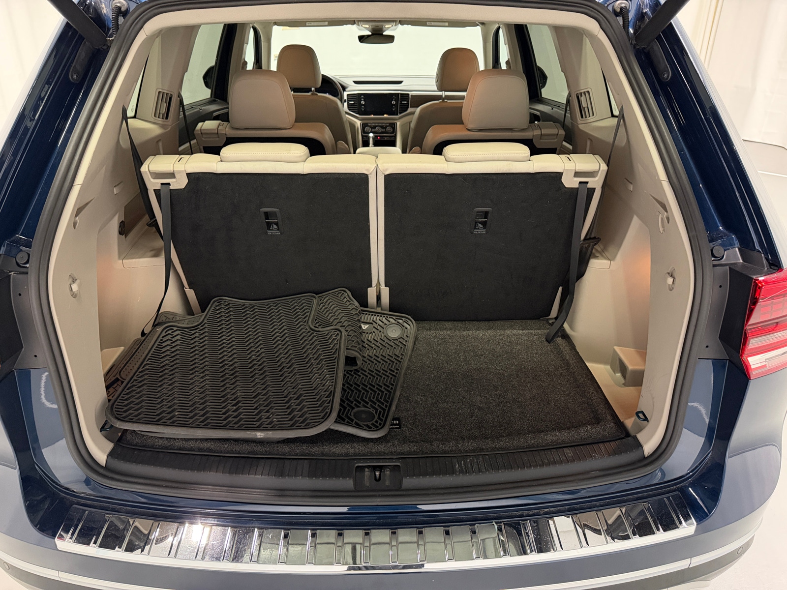Thumbnail: 2019 Volkswagen Atlas - 6