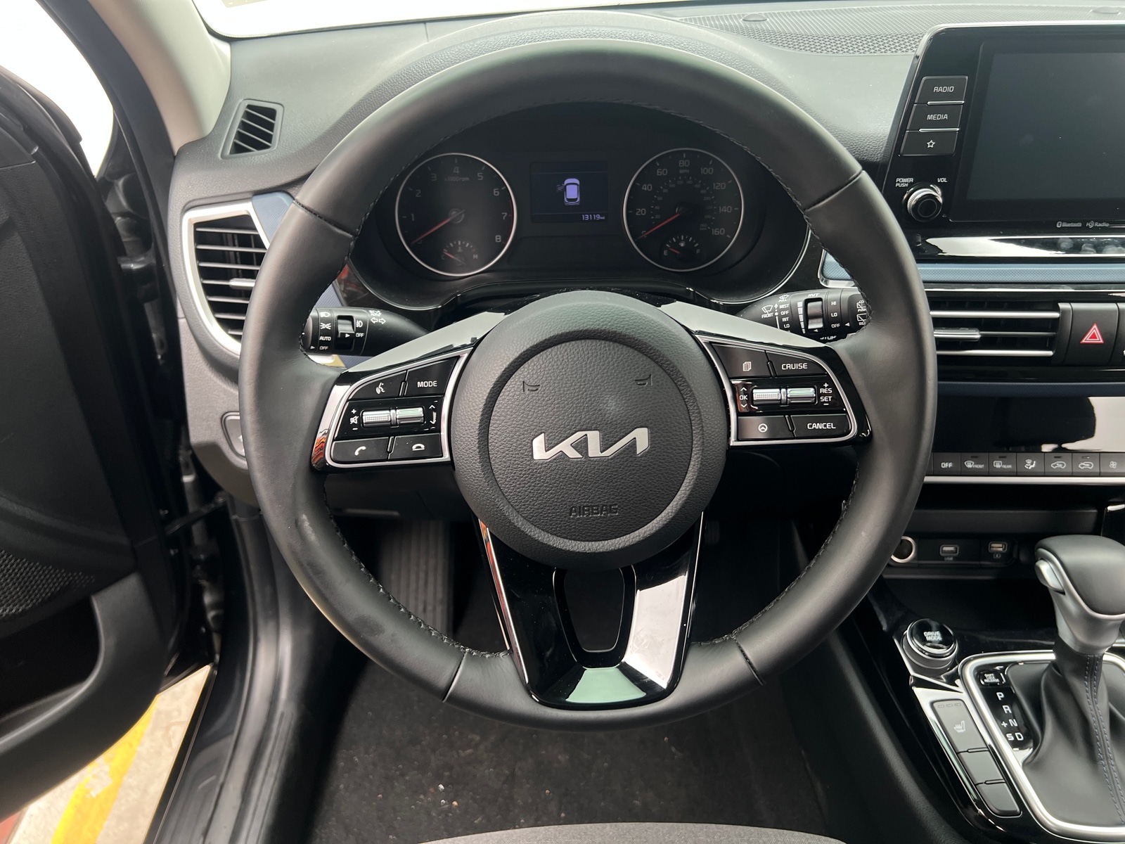 Thumbnail: 2023 Kia Seltos - 5