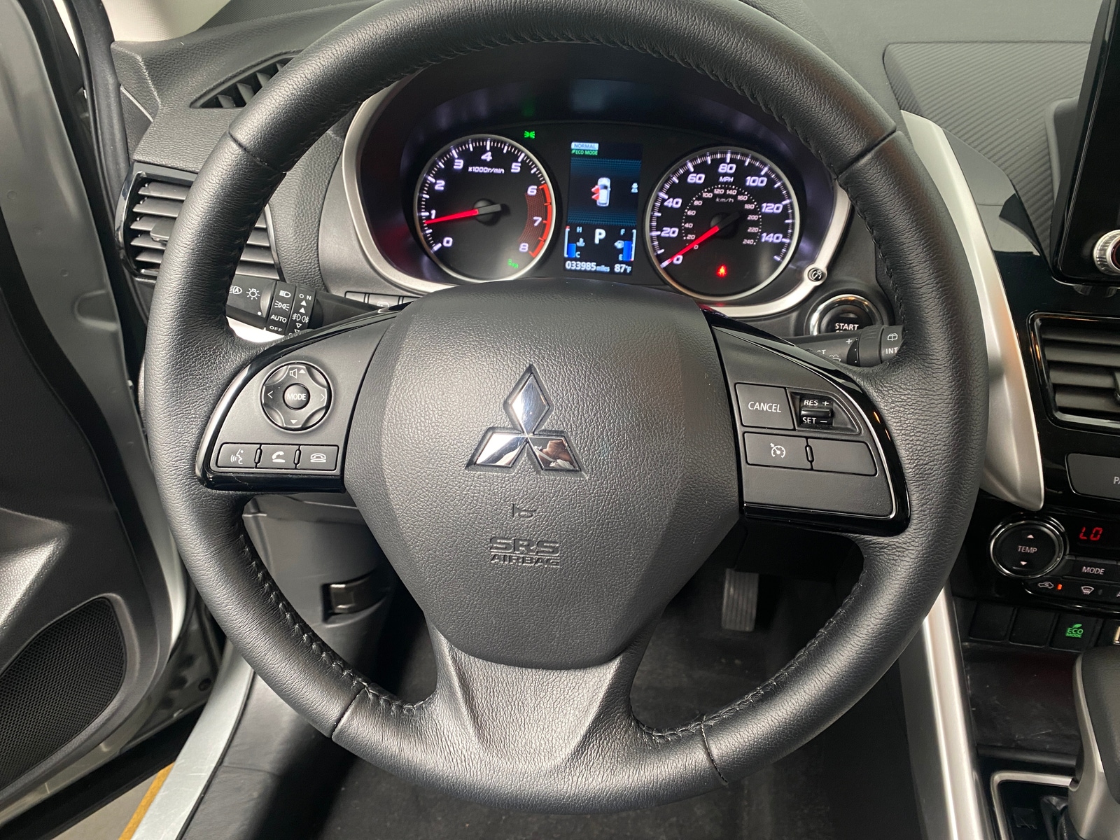 Thumbnail: 2023 Mitsubishi Eclipse Cross - 4
