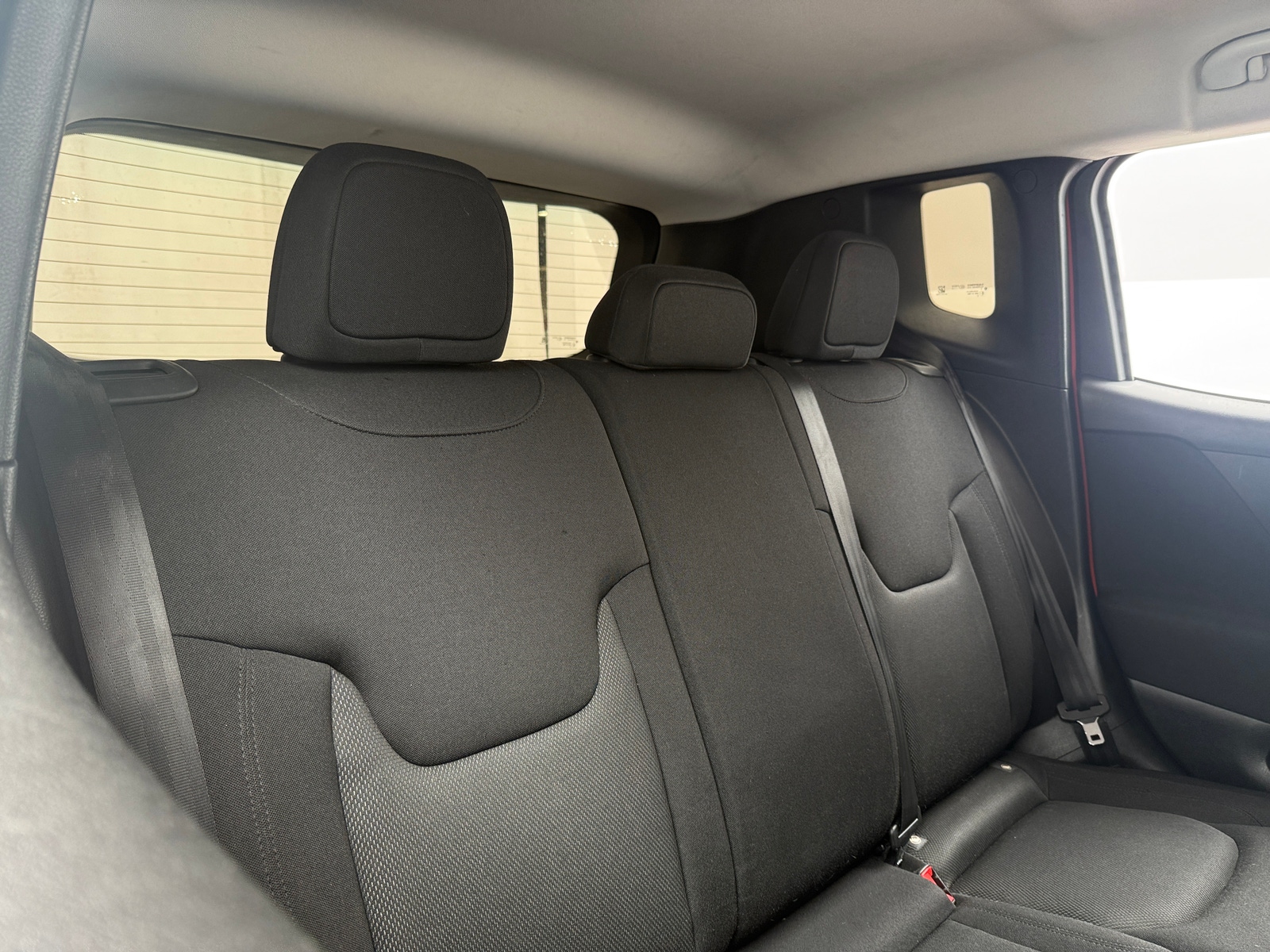 Thumbnail: 2018 Jeep Renegade - 6