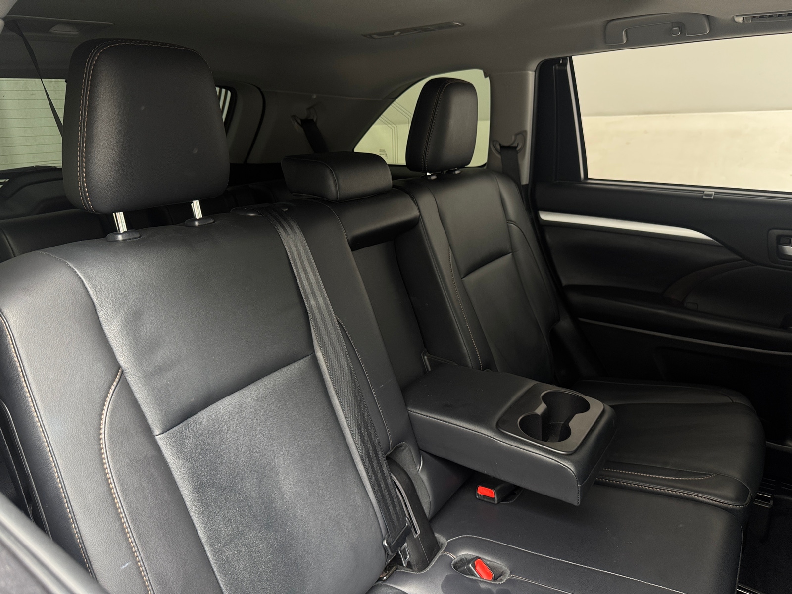 Thumbnail: 2019 Toyota Highlander - 5