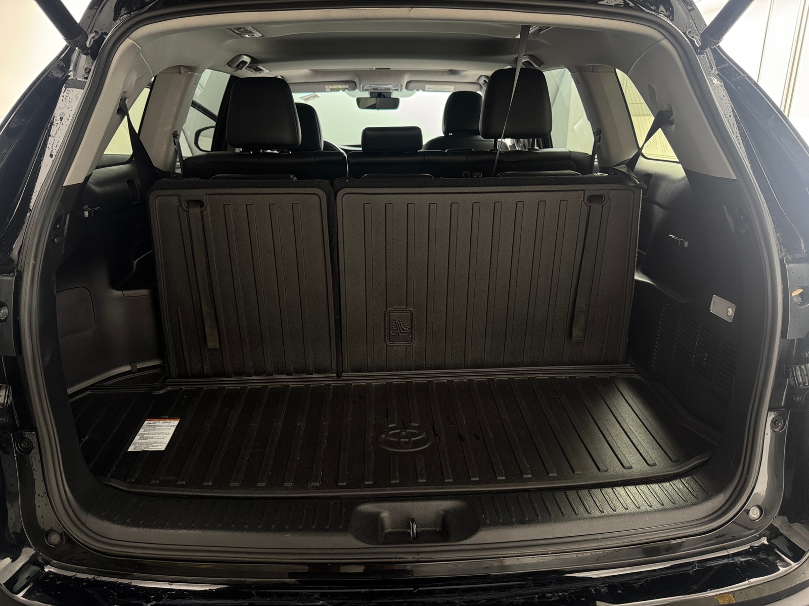 Thumbnail: 2019 Toyota Highlander - 6