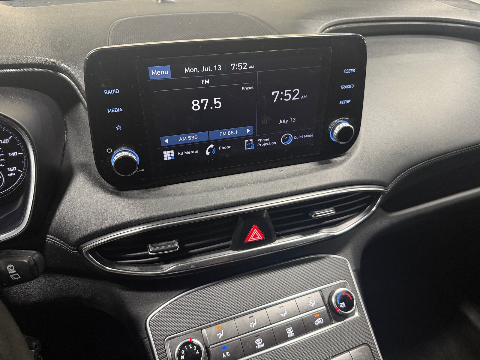 Thumbnail: 2021 Hyundai Santa Fe - 4