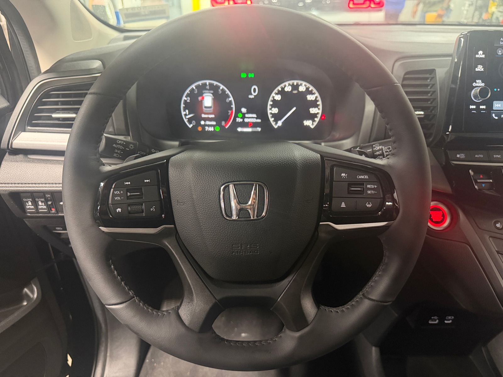 Thumbnail: 2026 Honda Odyssey - 4