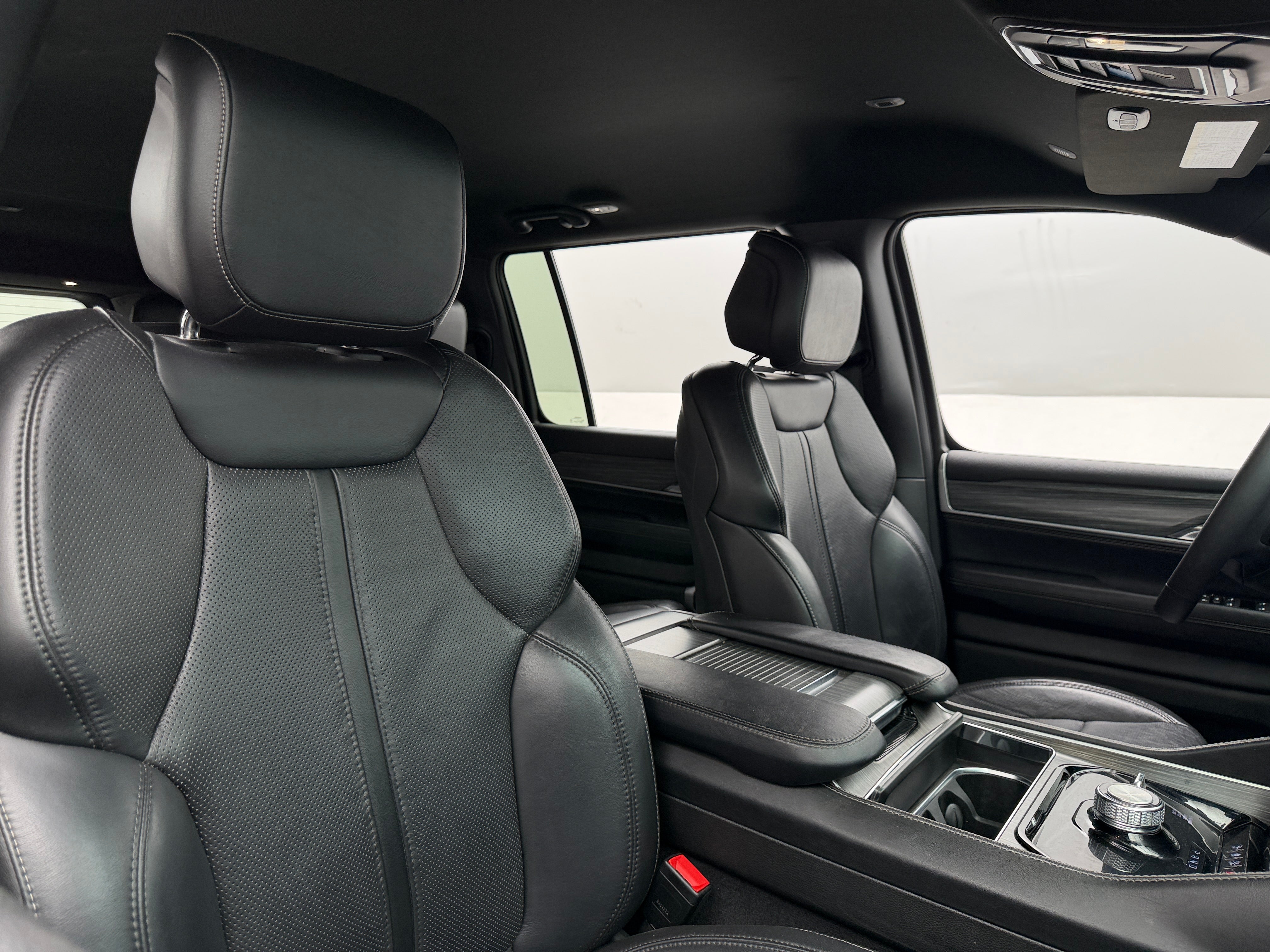 2024 Jeep Wagoneer L