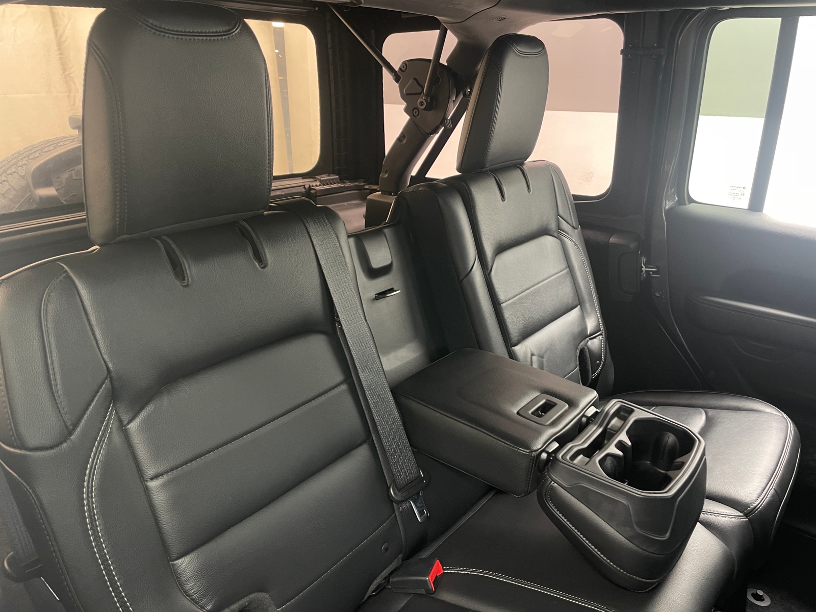 Thumbnail: 2018 Jeep Wrangler - 5