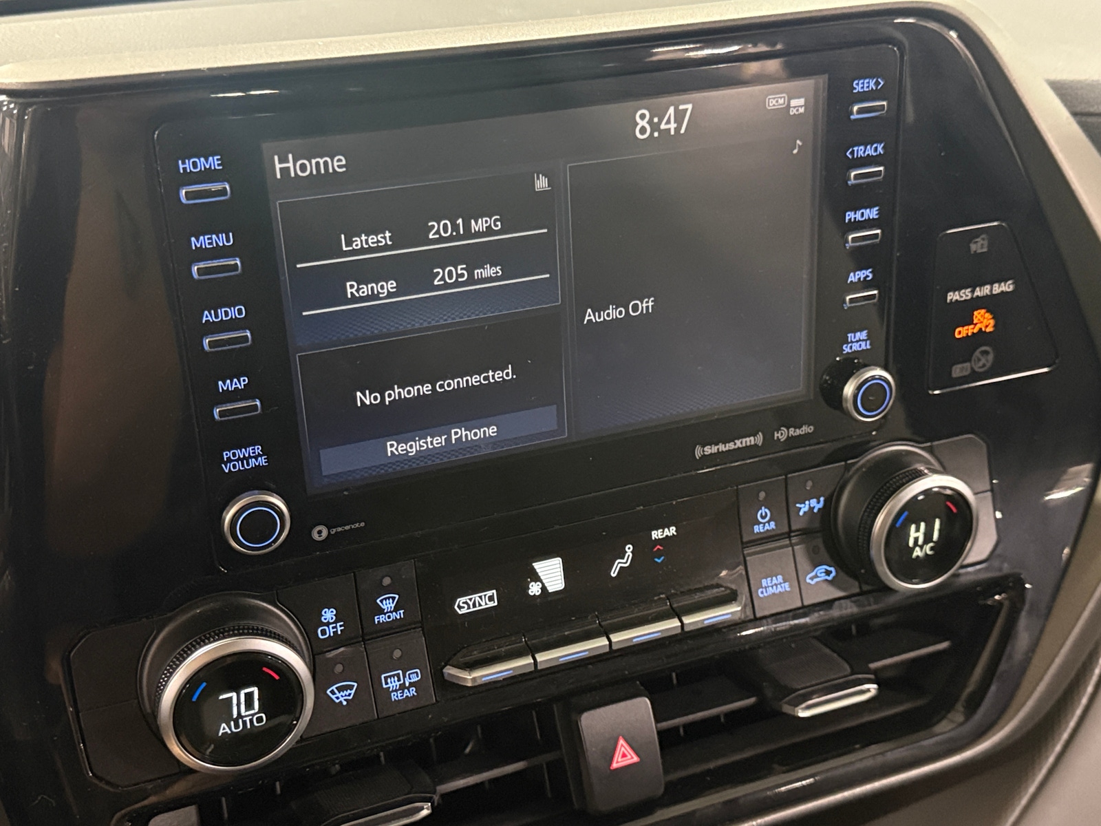 Thumbnail: 2021 Toyota Highlander - 4