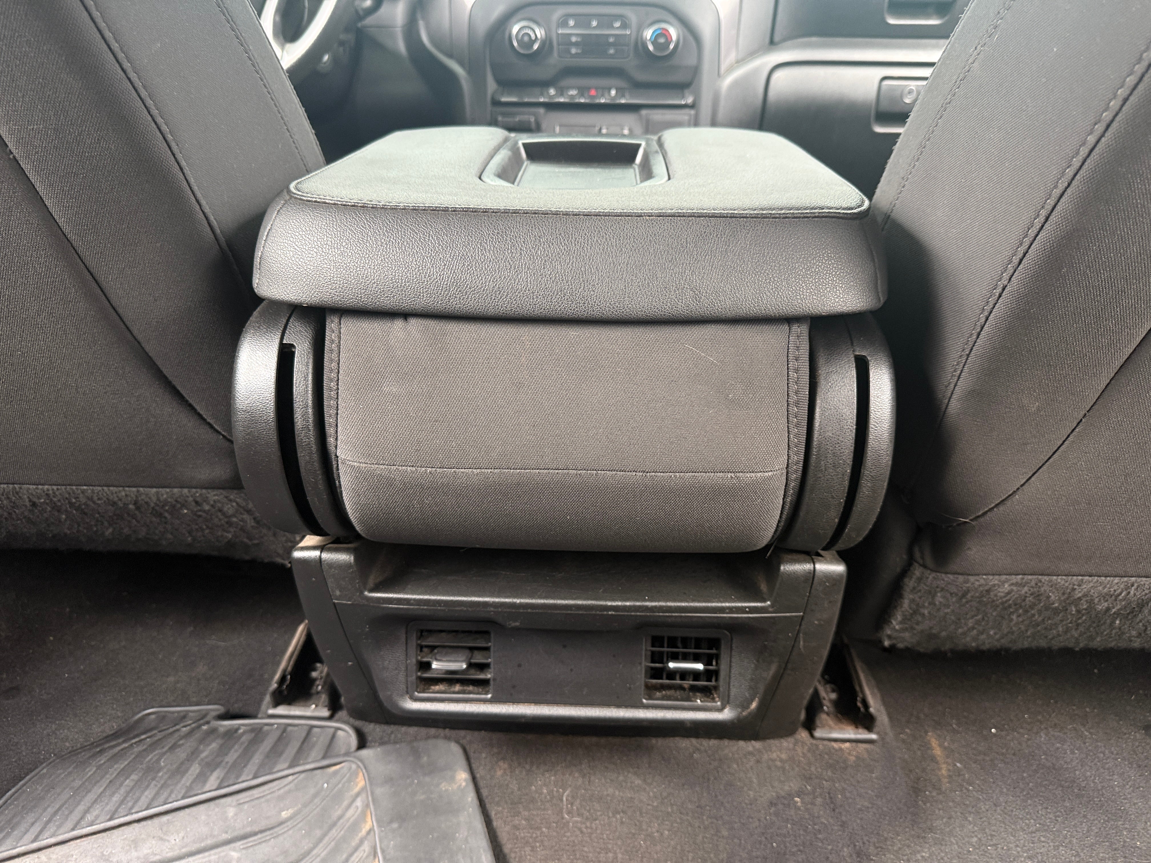 2021 Chevrolet Silverado 1500 Custom - Photo 2