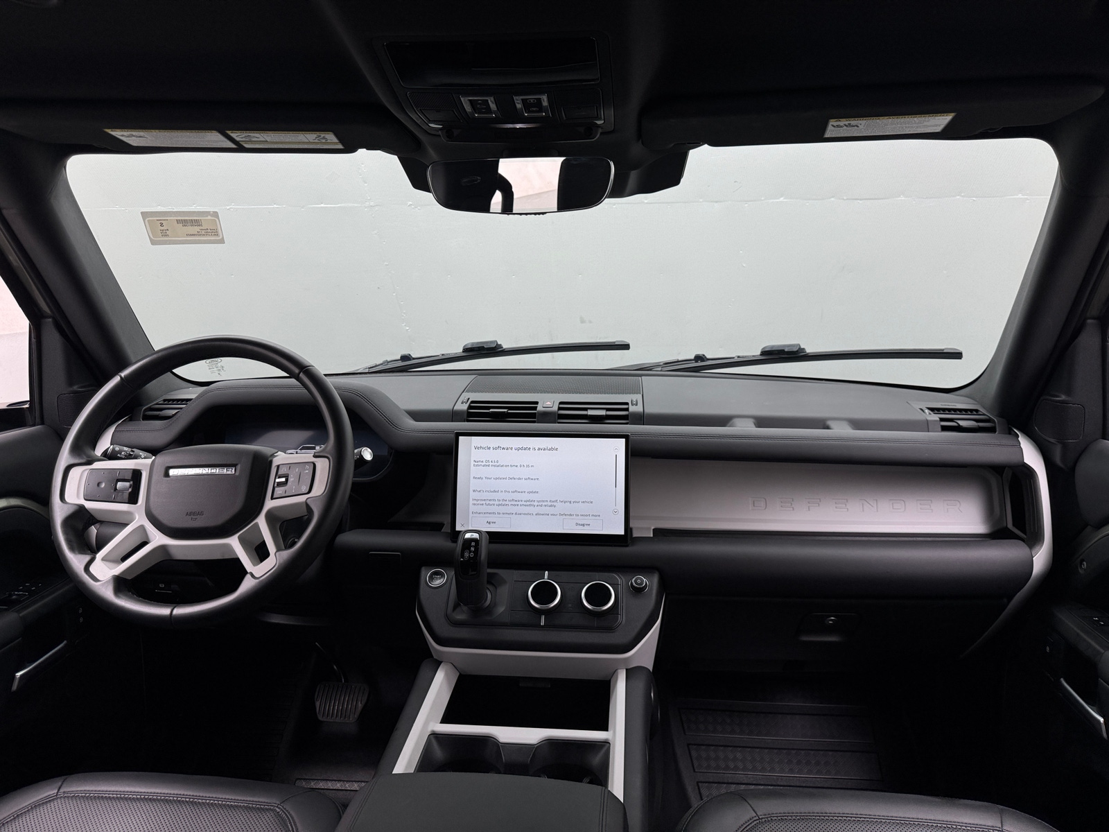 Thumbnail: 2025 Land Rover Defender - 2