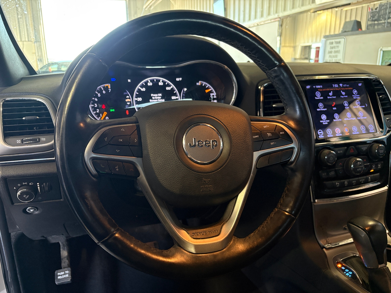 Thumbnail: 2019 Jeep Grand Cherokee - 4