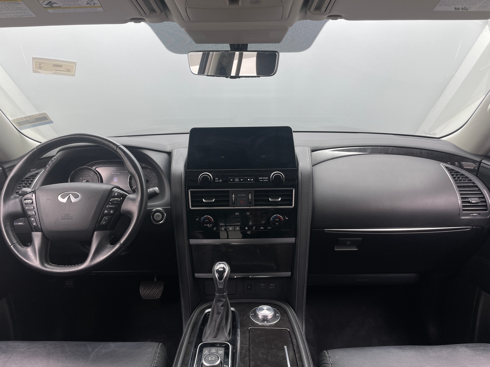 Thumbnail: 2024 INFINITI QX80 - 2
