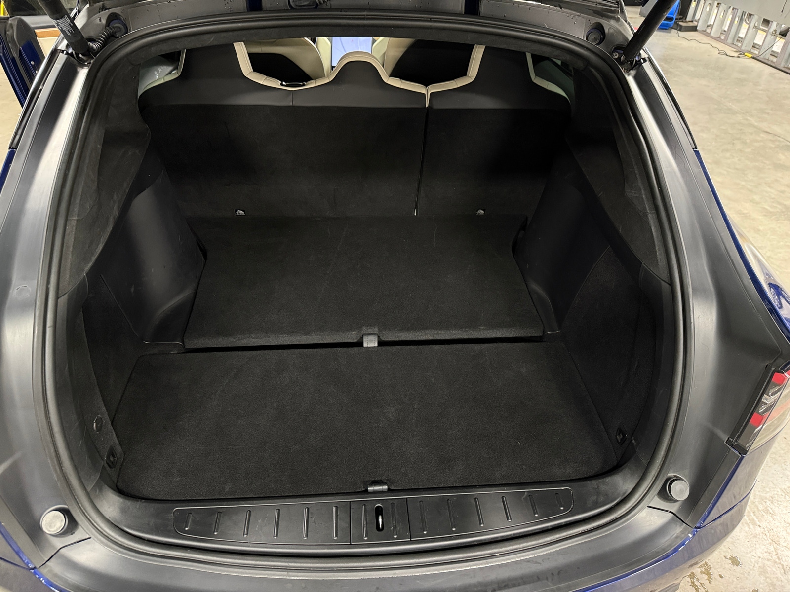 Thumbnail: 2021 Tesla Model X - 6