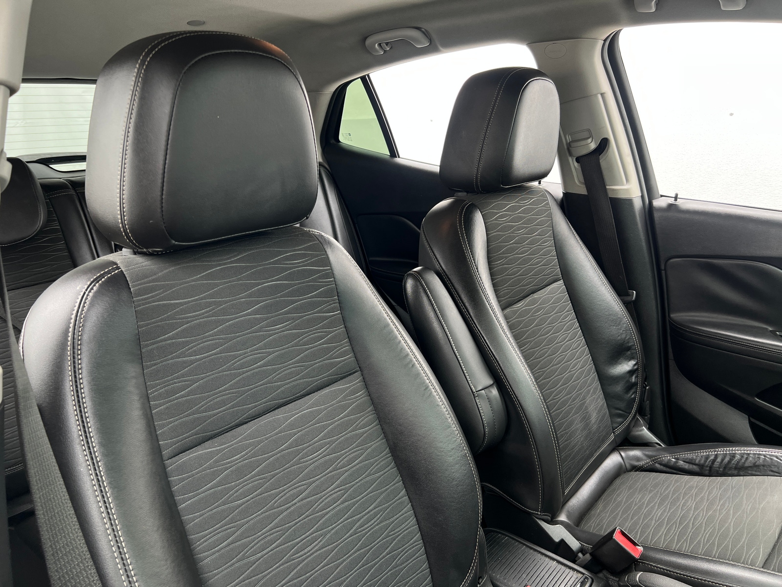 Thumbnail: 2015 Buick Encore - 2