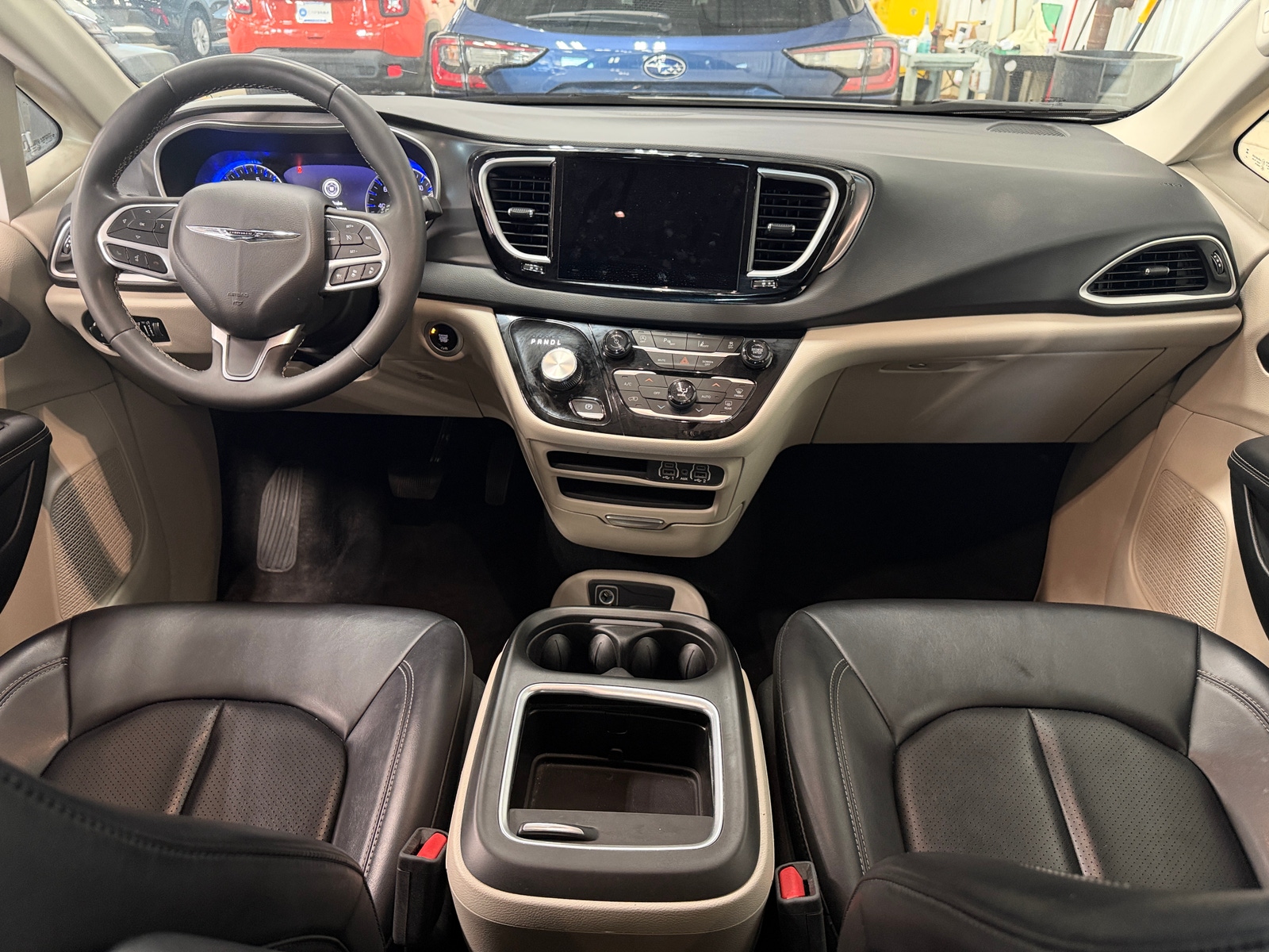 Thumbnail: 2023 Chrysler Pacifica - 2