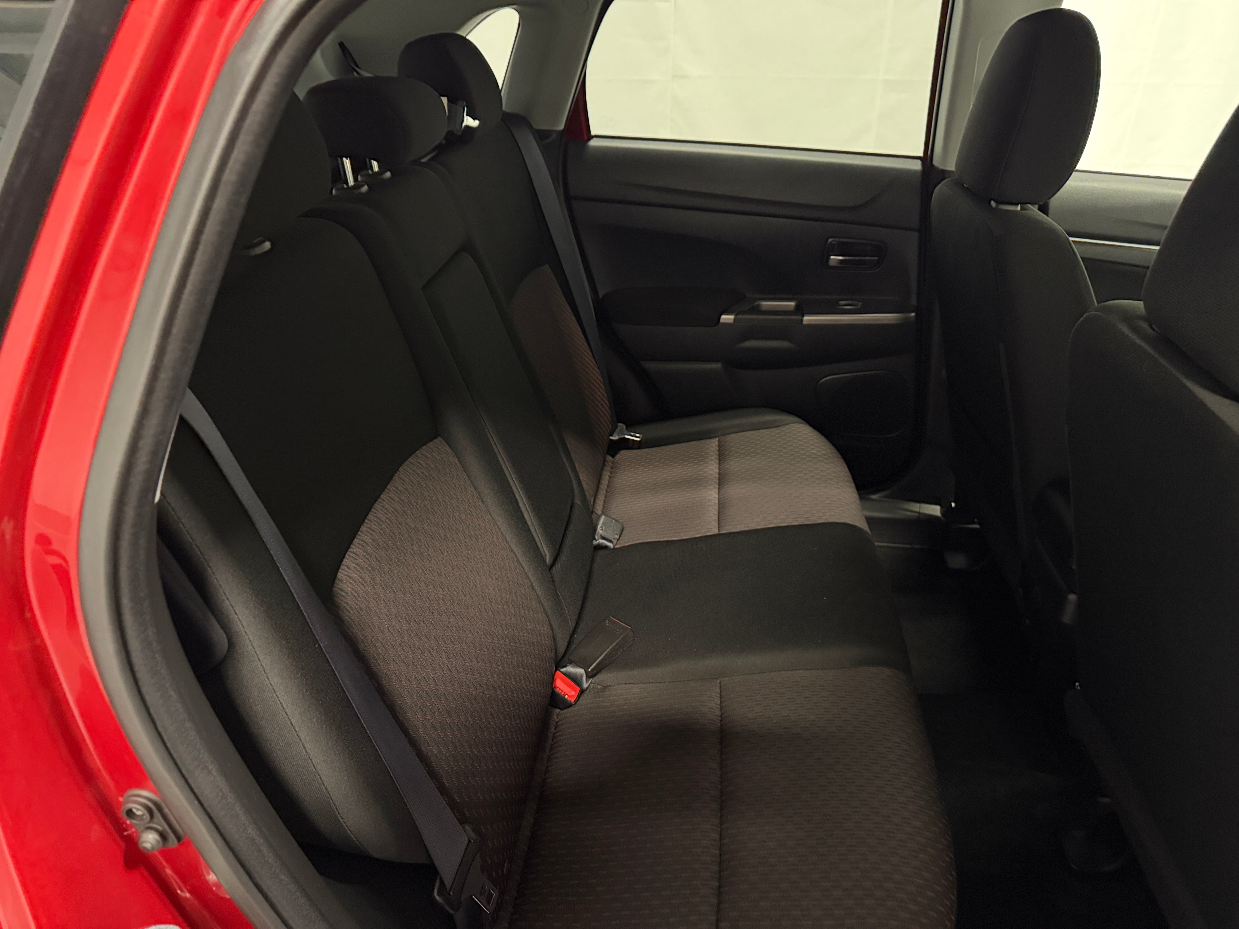2019 Mitsubishi Outlander Sport ES - Photo 4