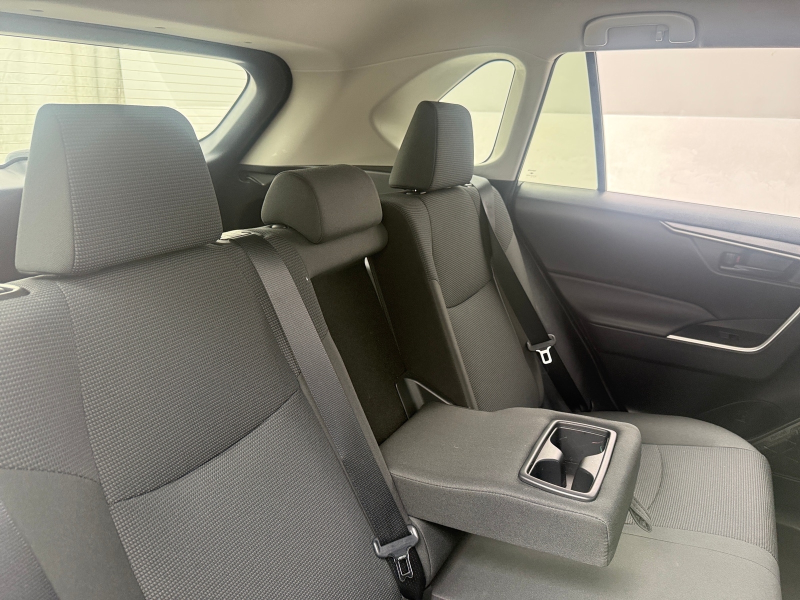 Thumbnail: 2020 Toyota RAV4 - 6