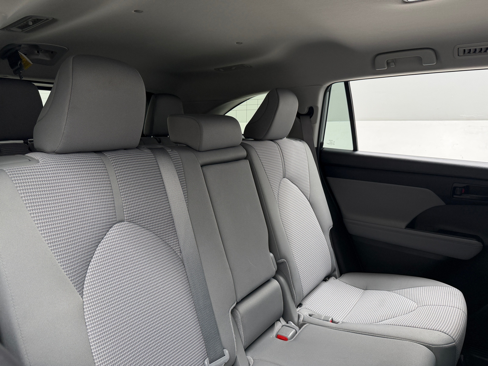 Thumbnail: 2024 Toyota Highlander - 6