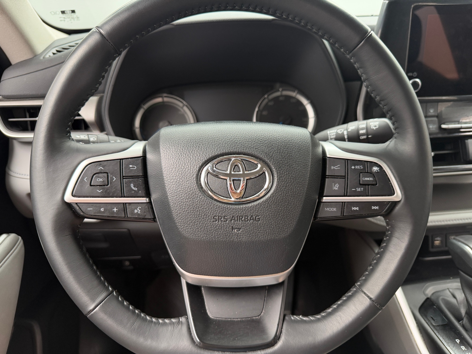 Thumbnail: 2024 Toyota Highlander - 5