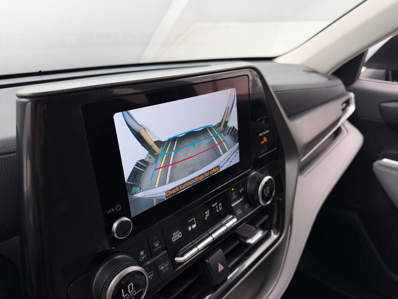 Thumbnail: 2024 Toyota Highlander - 4