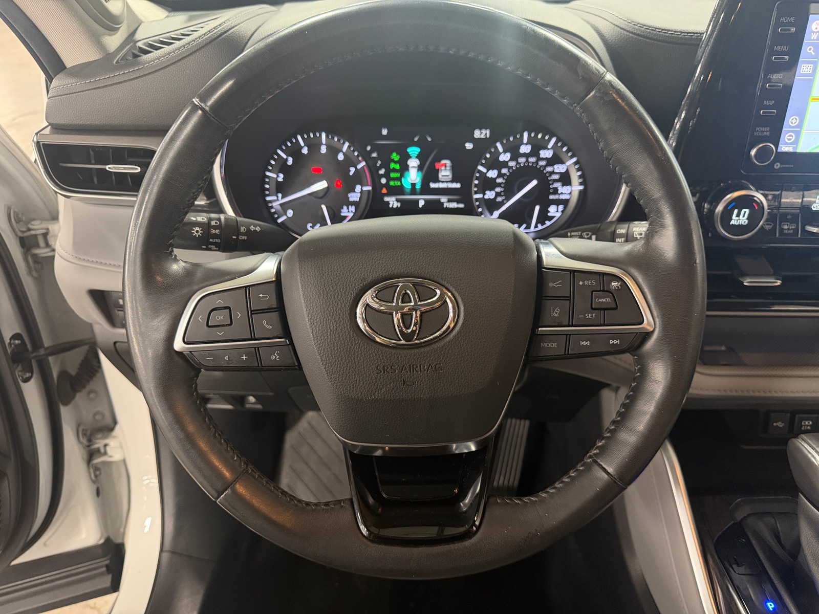 Thumbnail: 2021 Toyota Highlander - 4
