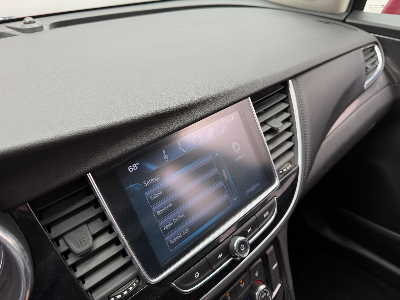 Thumbnail: 2018 Buick Encore - 3