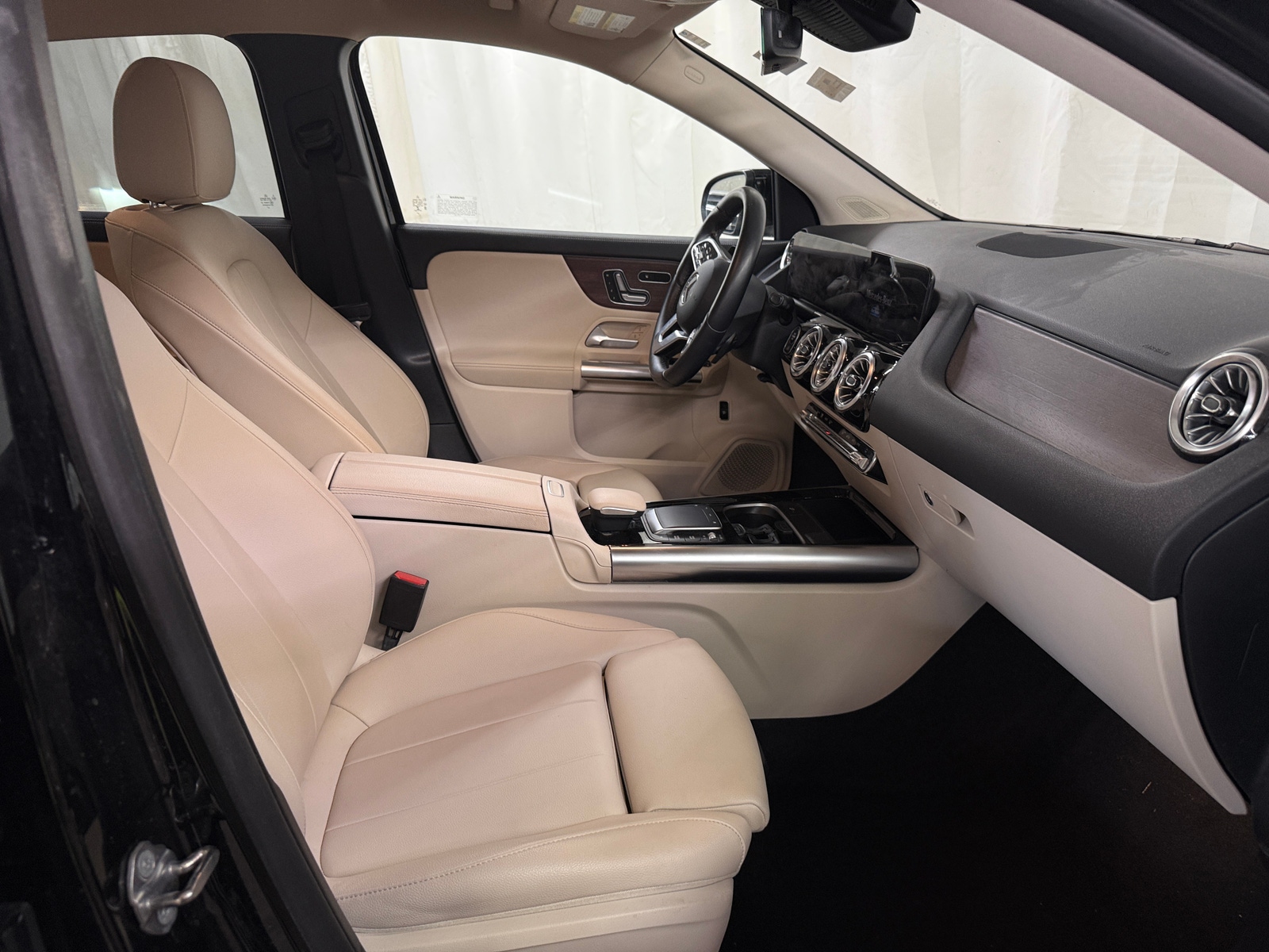Thumbnail: 2023 Mercedes-Benz GLA - 2