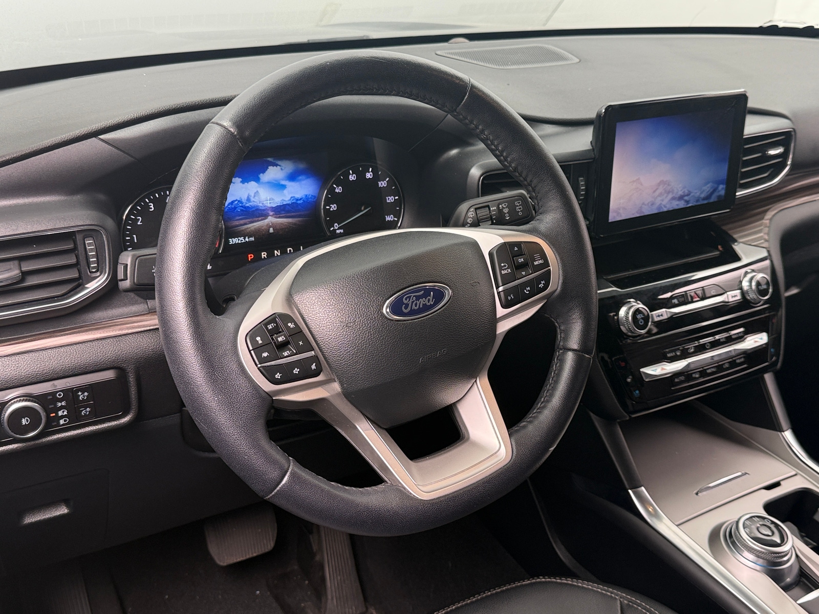 Thumbnail: 2023 Ford Explorer - 4