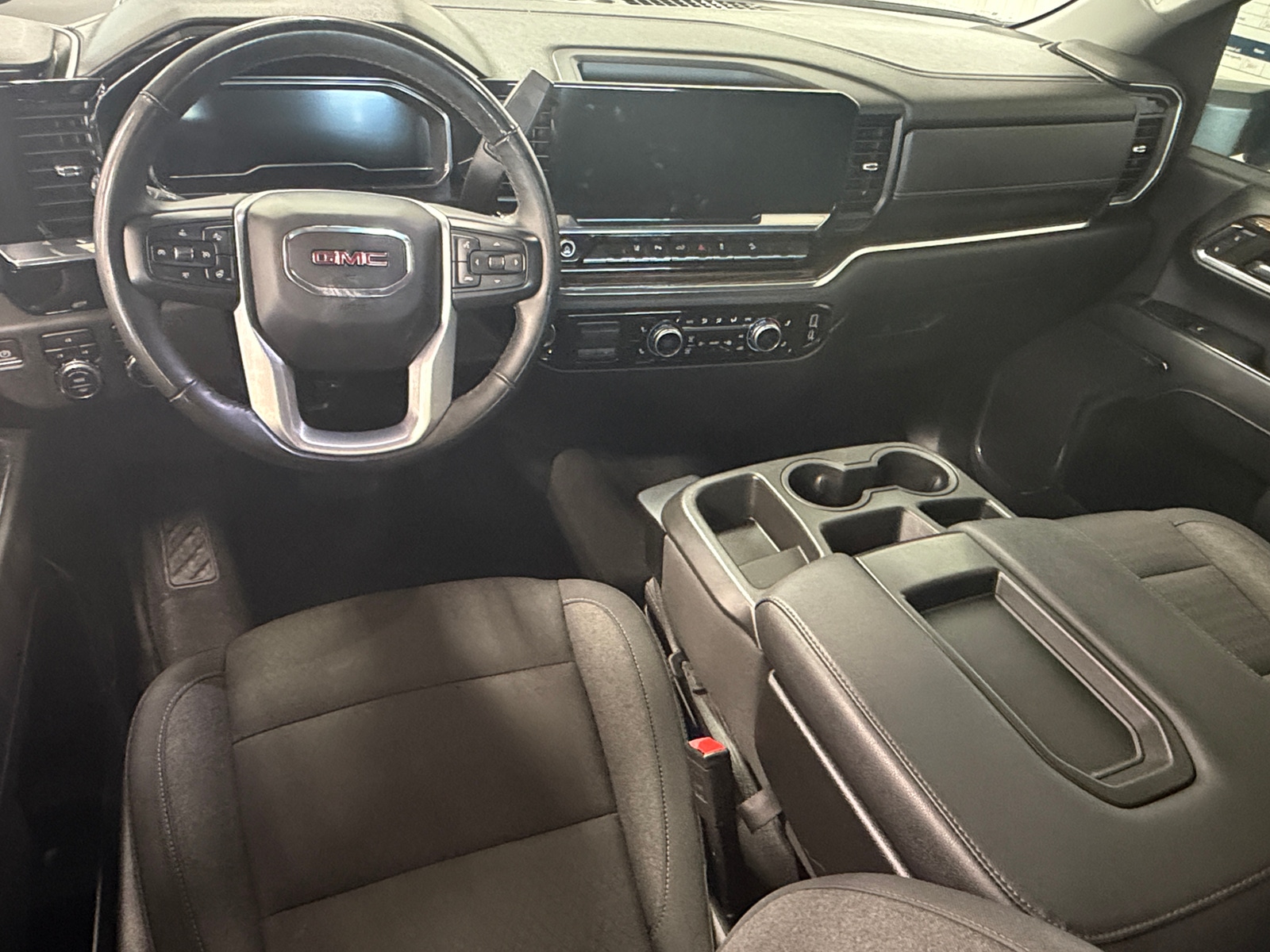 Thumbnail: 2024 GMC Sierra 2500 - 3