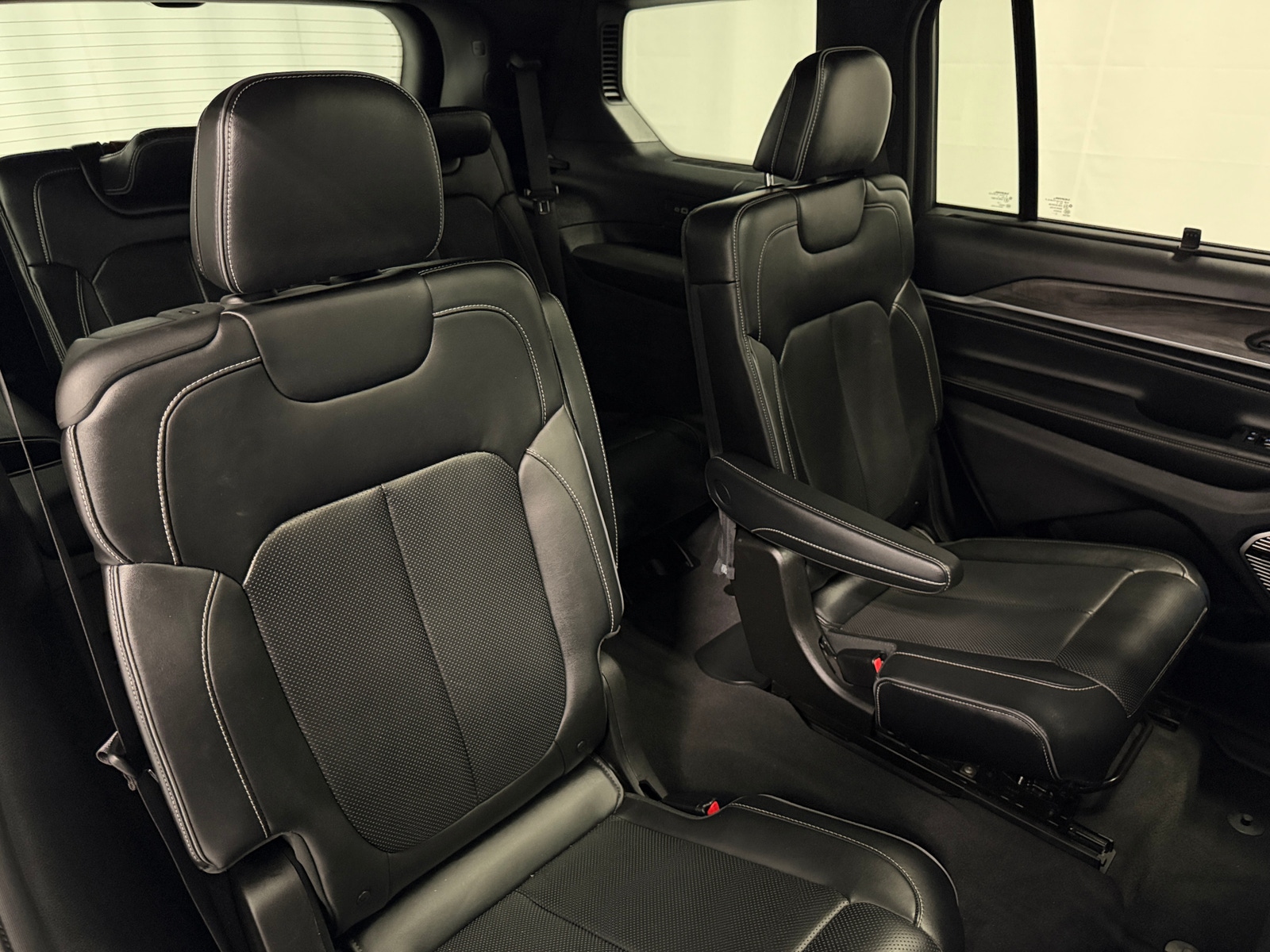 Thumbnail: 2021 Jeep Grand Cherokee L - 5