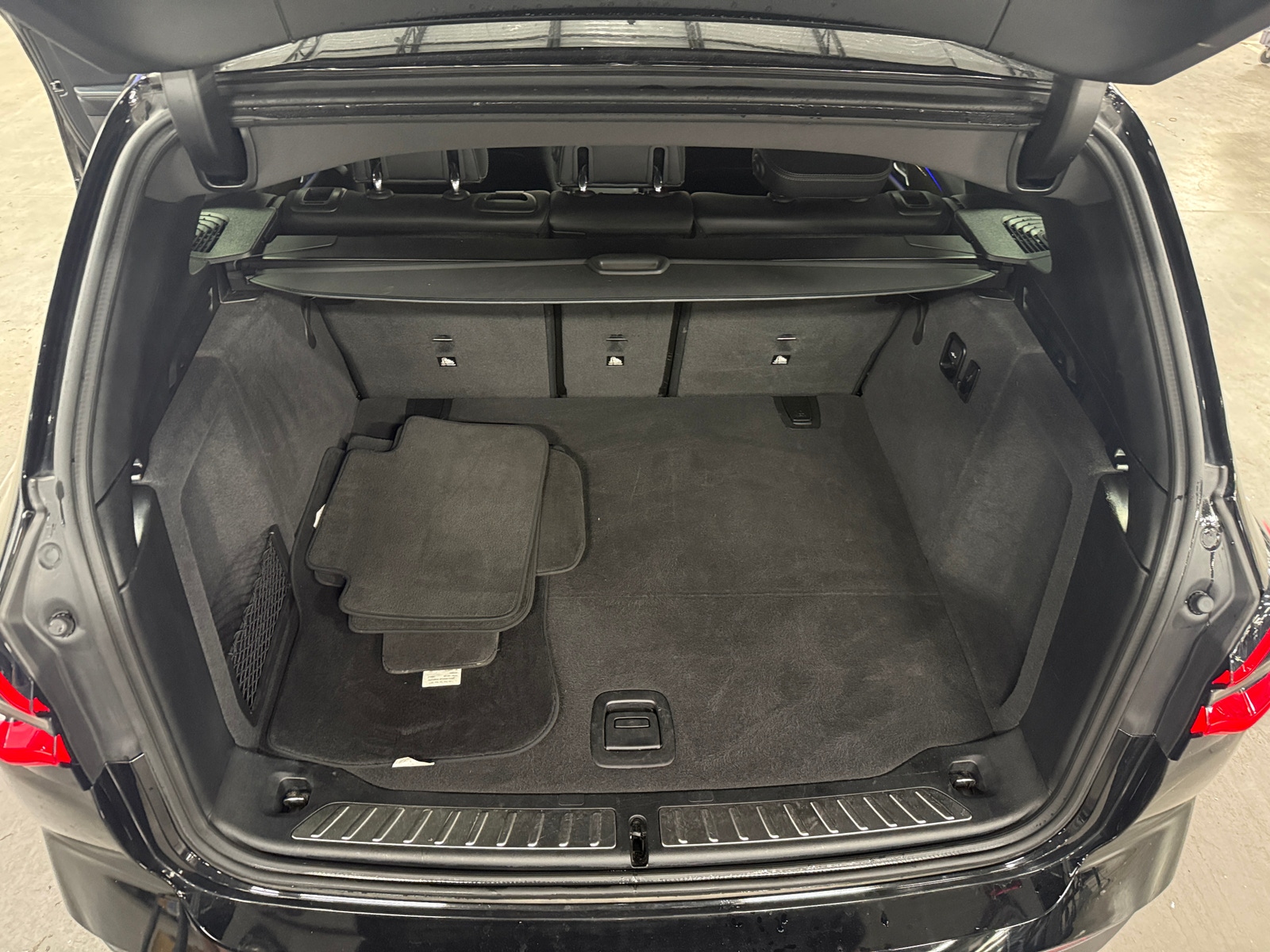 Thumbnail: 2023 BMW X3 - 6