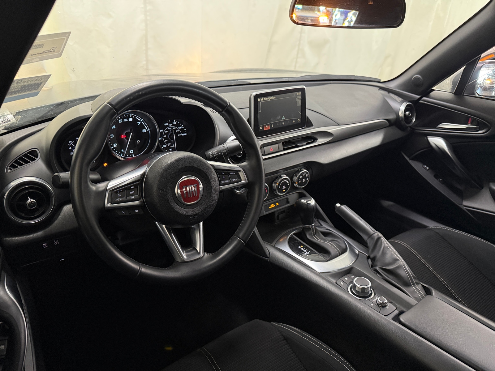 Thumbnail: 2019 Fiat 124 Spider - 3
