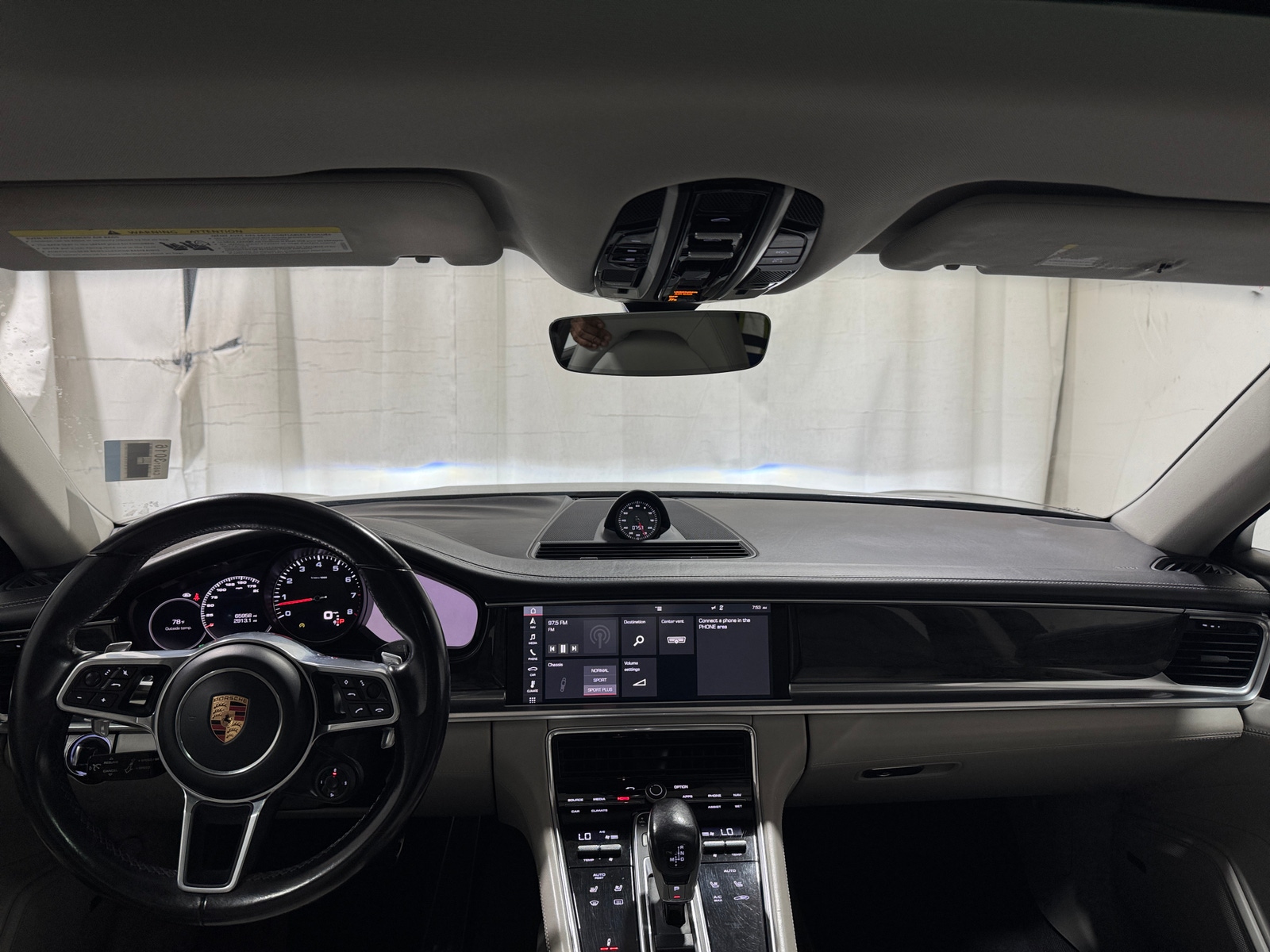 Thumbnail: 2018 Porsche Panamera - 2