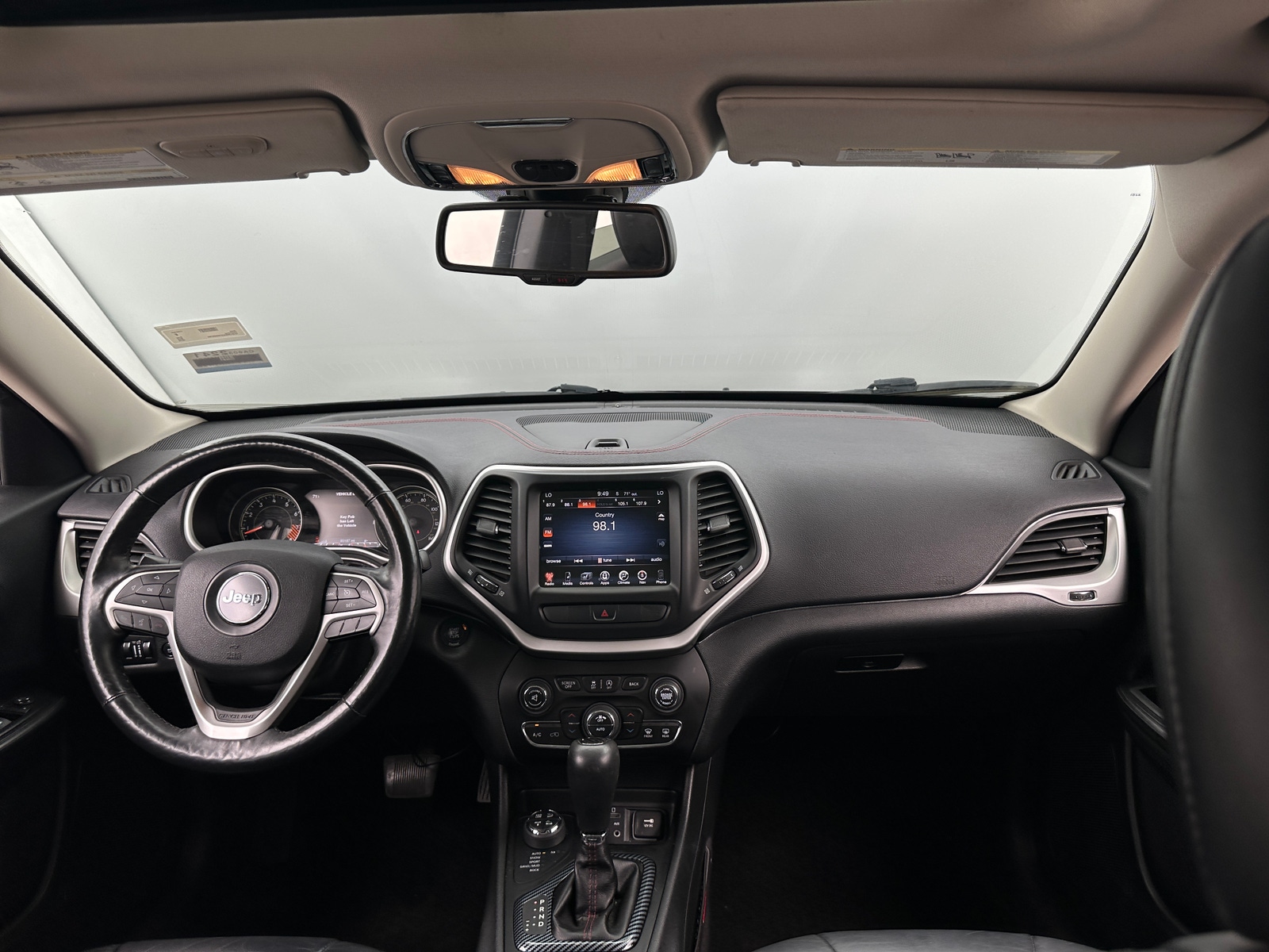 Thumbnail: 2015 Jeep Cherokee - 3